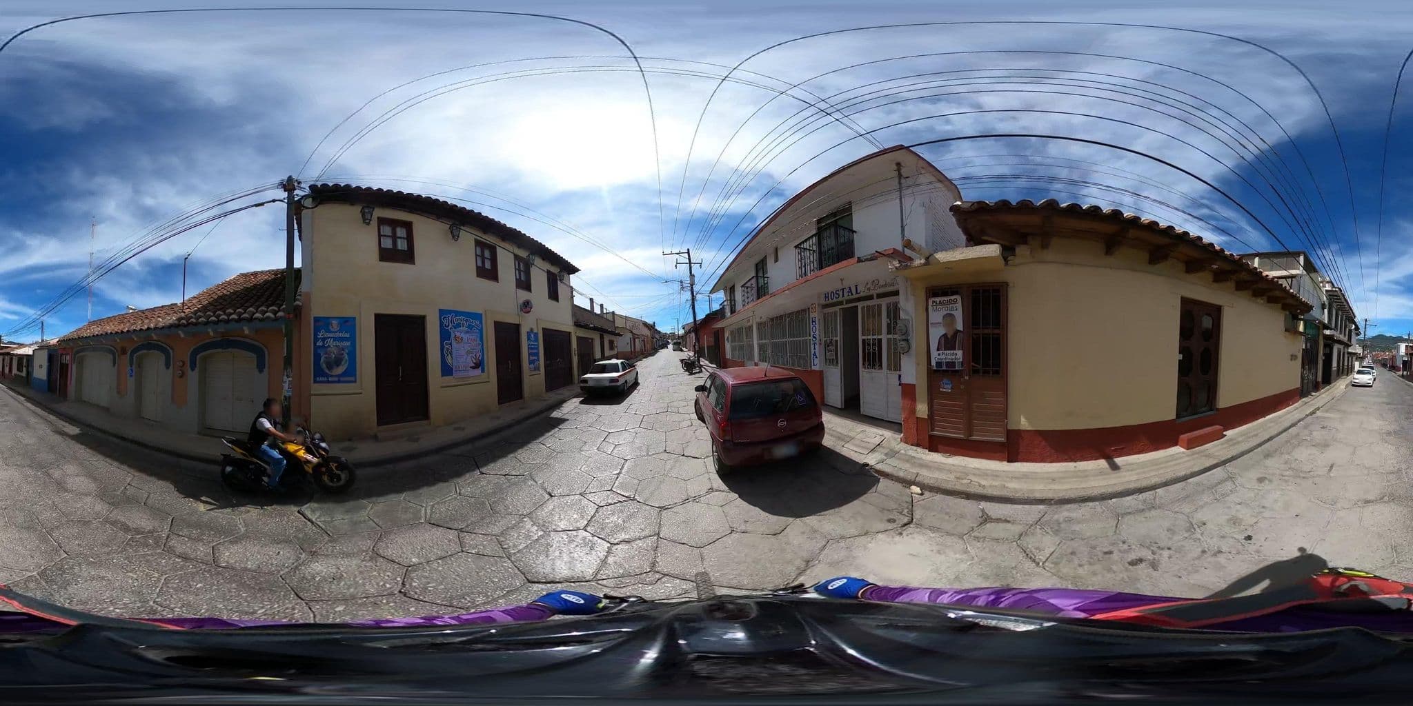 Street view near Hotel Cielo y Selva, San Cristóbal de las Casas — © nicovargas (CC BY-SA · Mapillary)