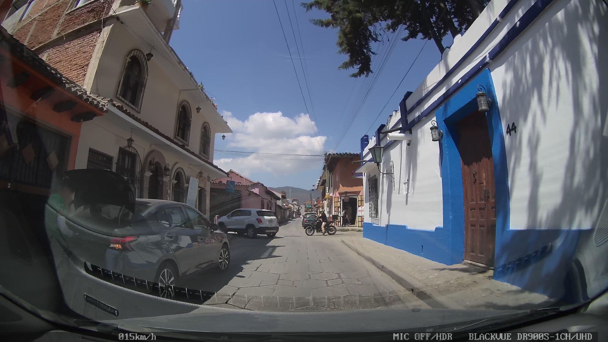 Street view near Hotel Cañadas del Sureste, San Cristóbal de las Casas — © nicovargas (CC BY-SA · Mapillary)