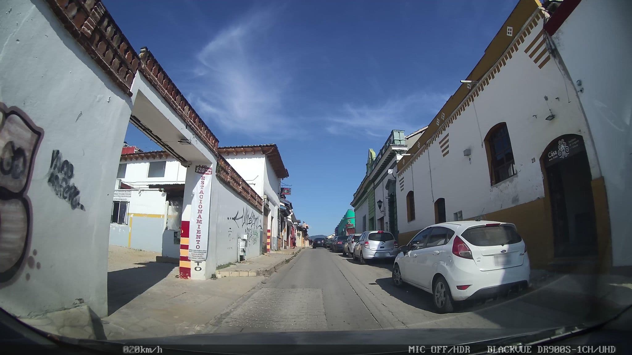 Street view near La Isla, San Cristóbal de las Casas — © nicovargas (CC BY-SA · Mapillary)