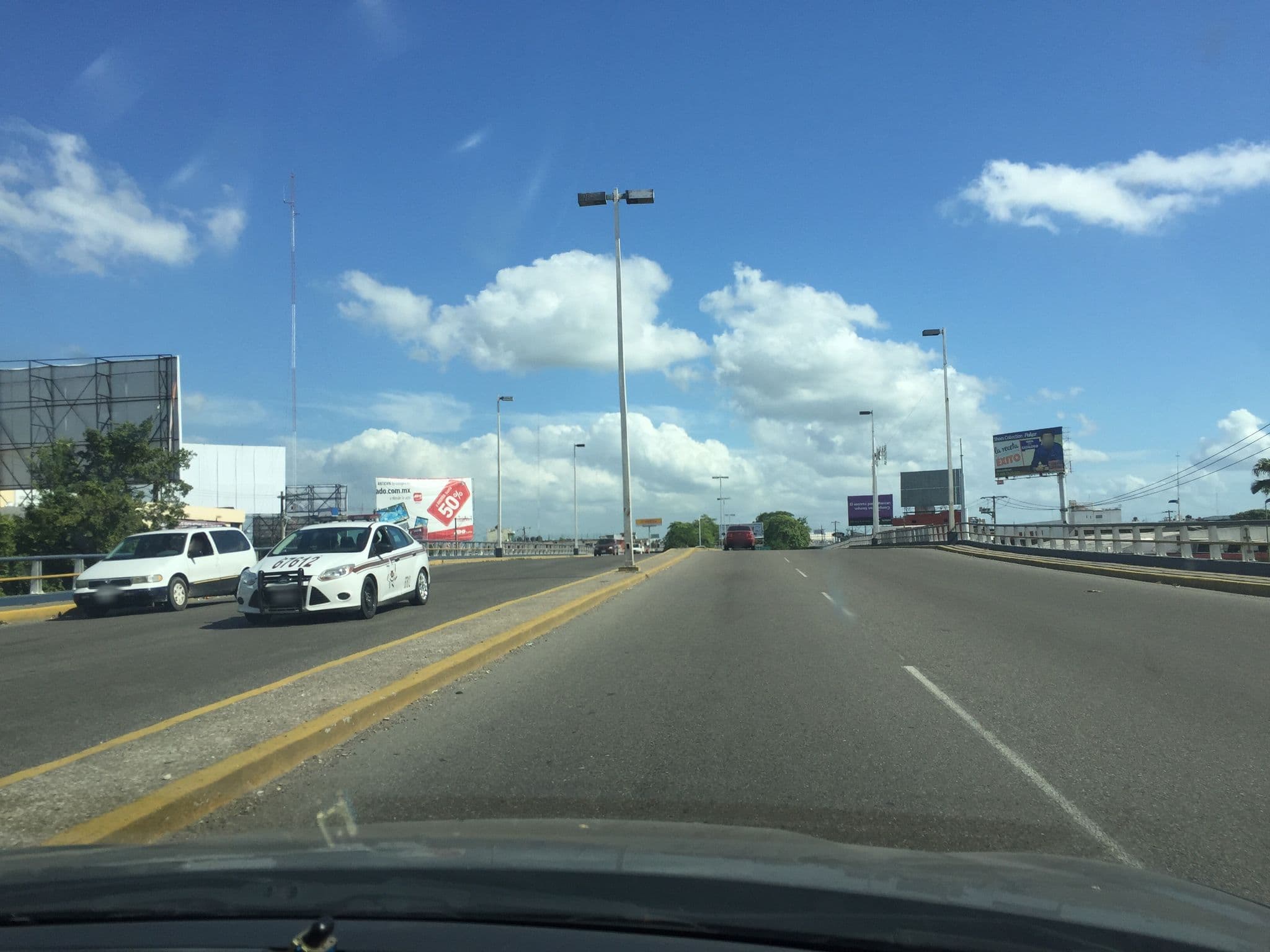 Street view near Hotel Maya Tabasco, Villahermosa — © mapeadora (CC BY-SA · Mapillary)