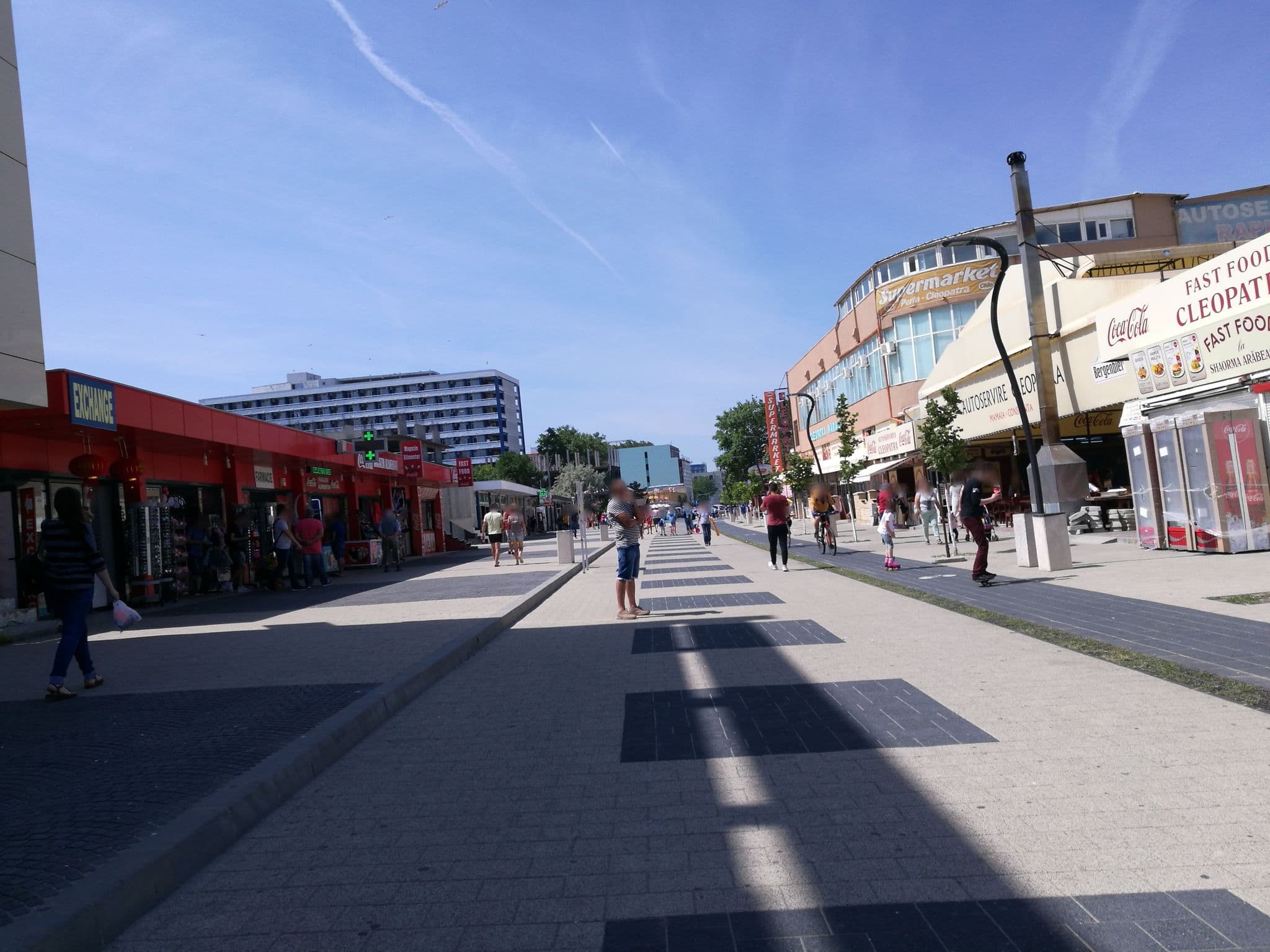 Street view near Arestrocratos, Palazu Mare