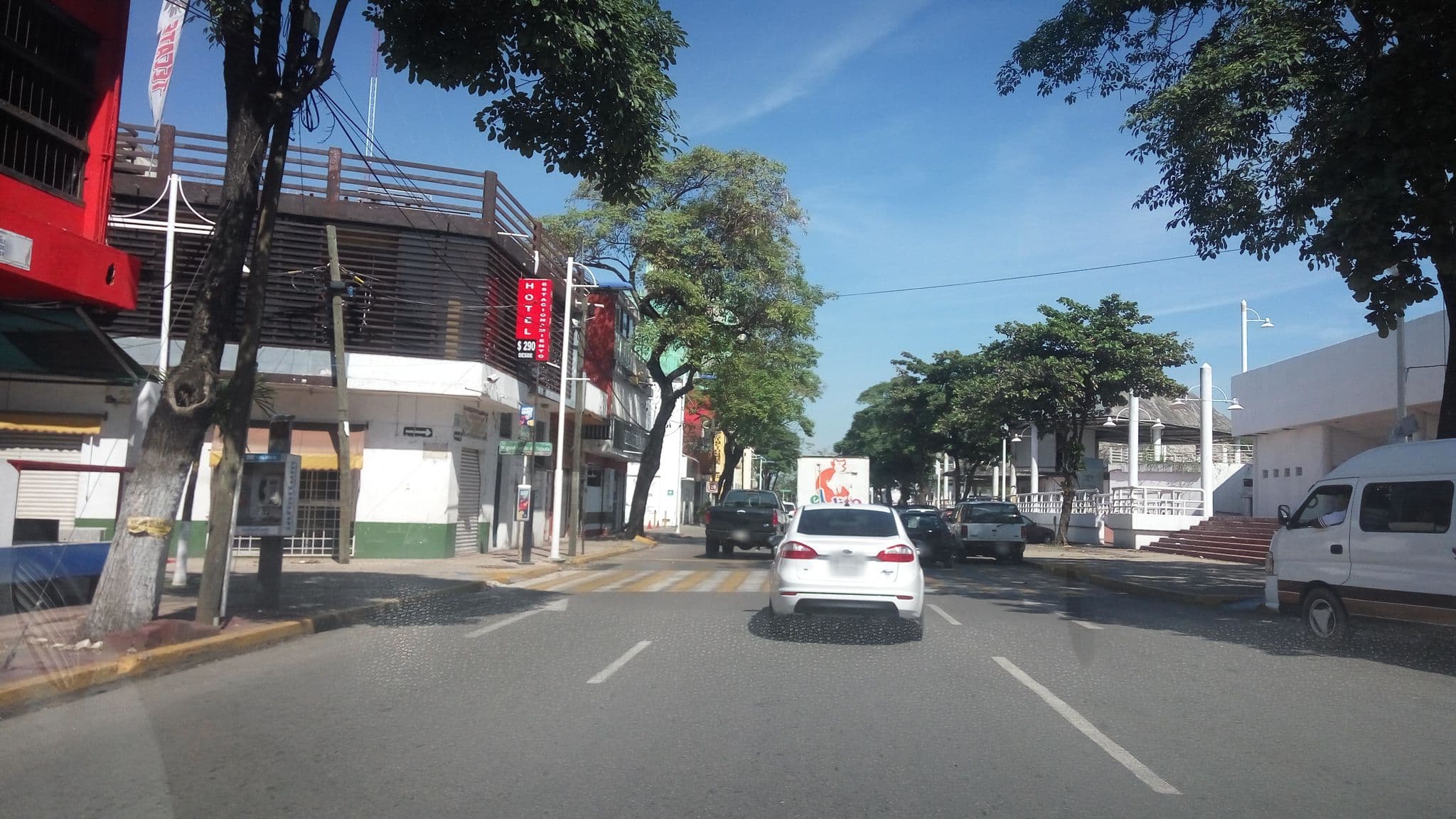 Street view near Hotel Pakaal, Villahermosa — © rafaecheve (CC BY-SA · Mapillary)
