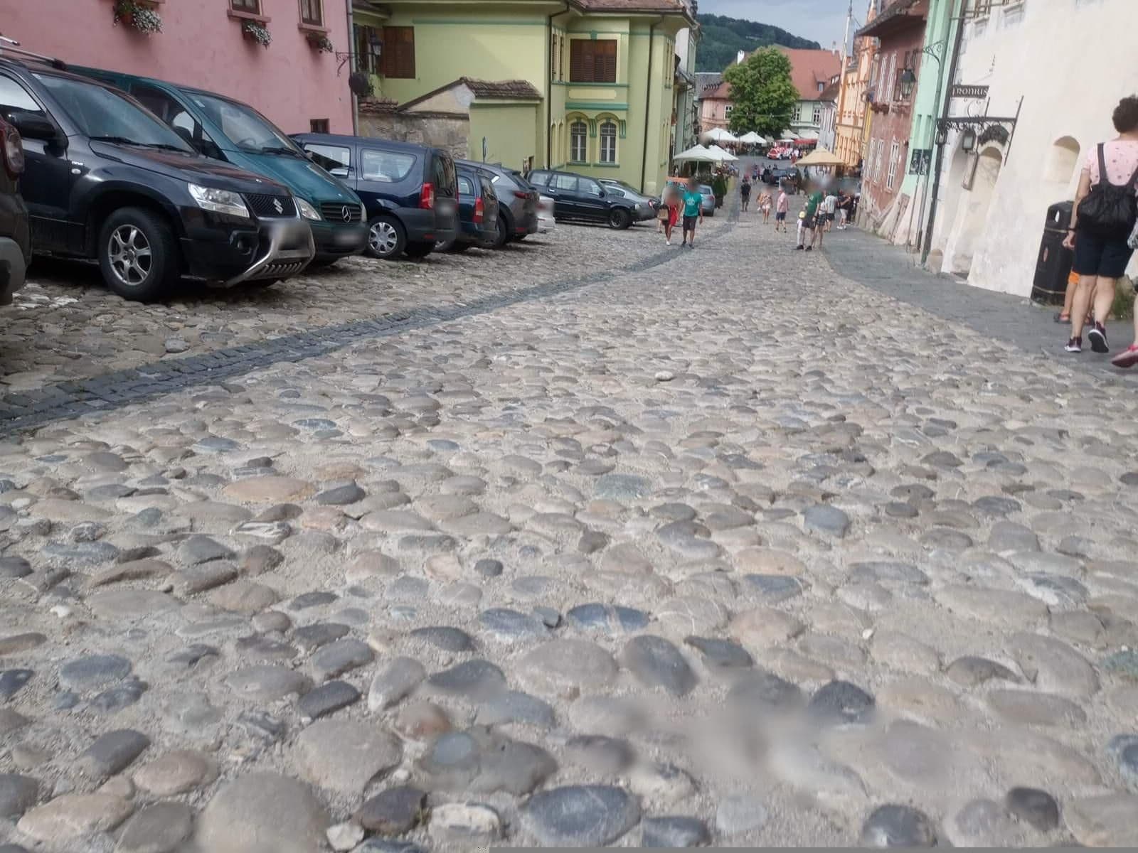 Street view near Pivnița lui Teo, Sighișoara — © grozsa11 (CC BY-SA · Mapillary)