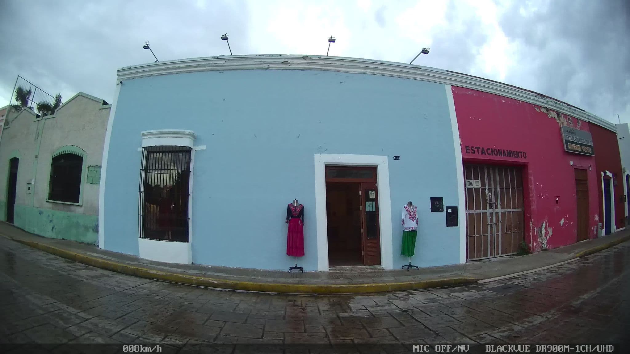 Street view near Columba Travel, Mérida — © kaart_2 (CC BY-SA · Mapillary)