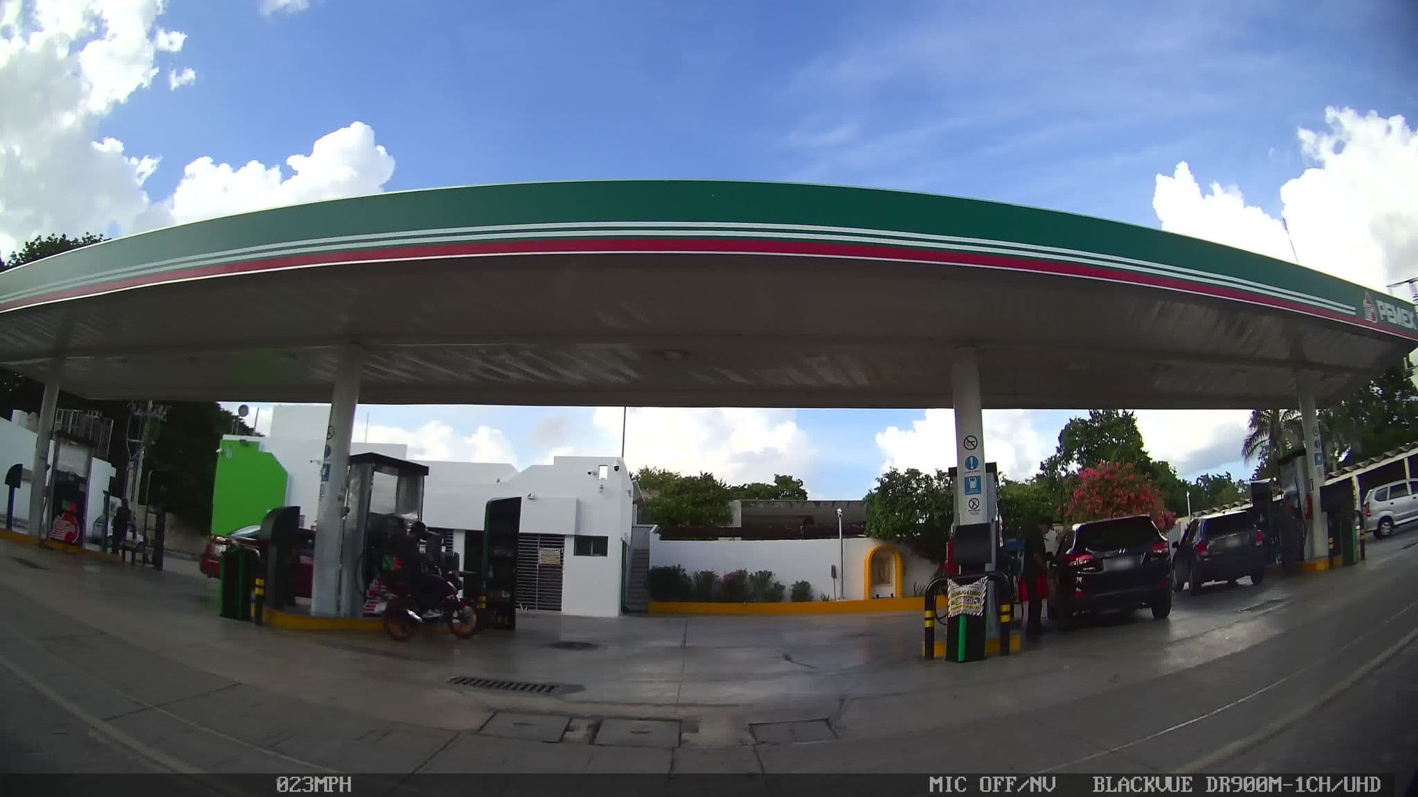 Street view near Quinta Loreto, Mérida — © kaart_2 (CC BY-SA · Mapillary)