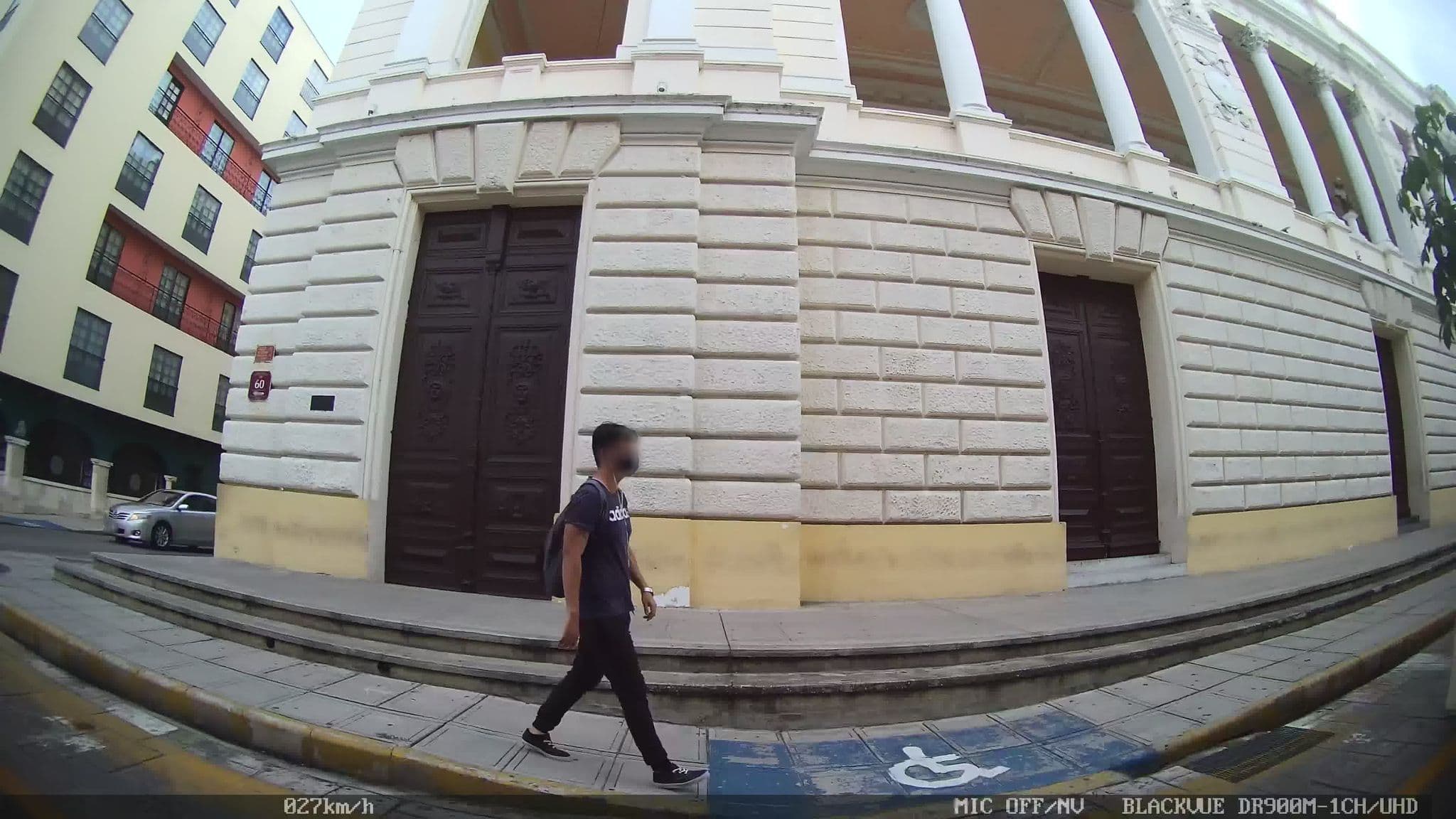 Street view near Apartamentos Peninsulares, Mérida — © kaart_2 (CC BY-SA · Mapillary)