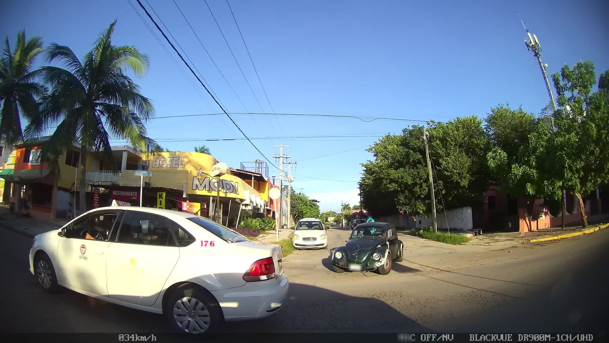 Street view near Vec, Mérida — © kaart_2 (CC BY-SA · Mapillary)