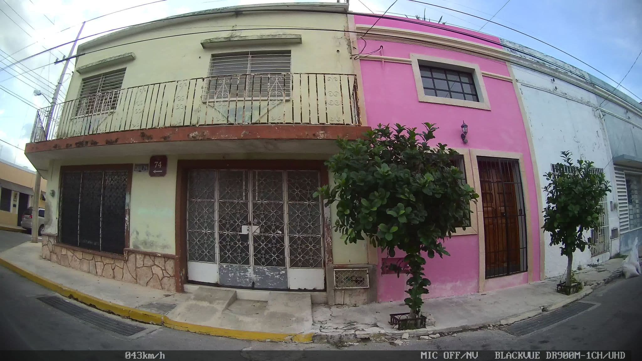 Street view near Unknown Hotel, Mérida — © kaart_2 (CC BY-SA · Mapillary)