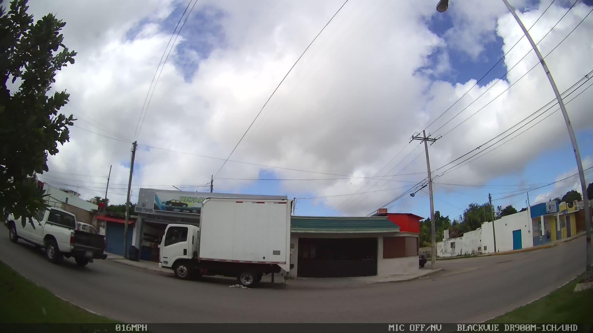 Street view near Manzana Digital, Mérida — © kaart_2 (CC BY-SA · Mapillary)