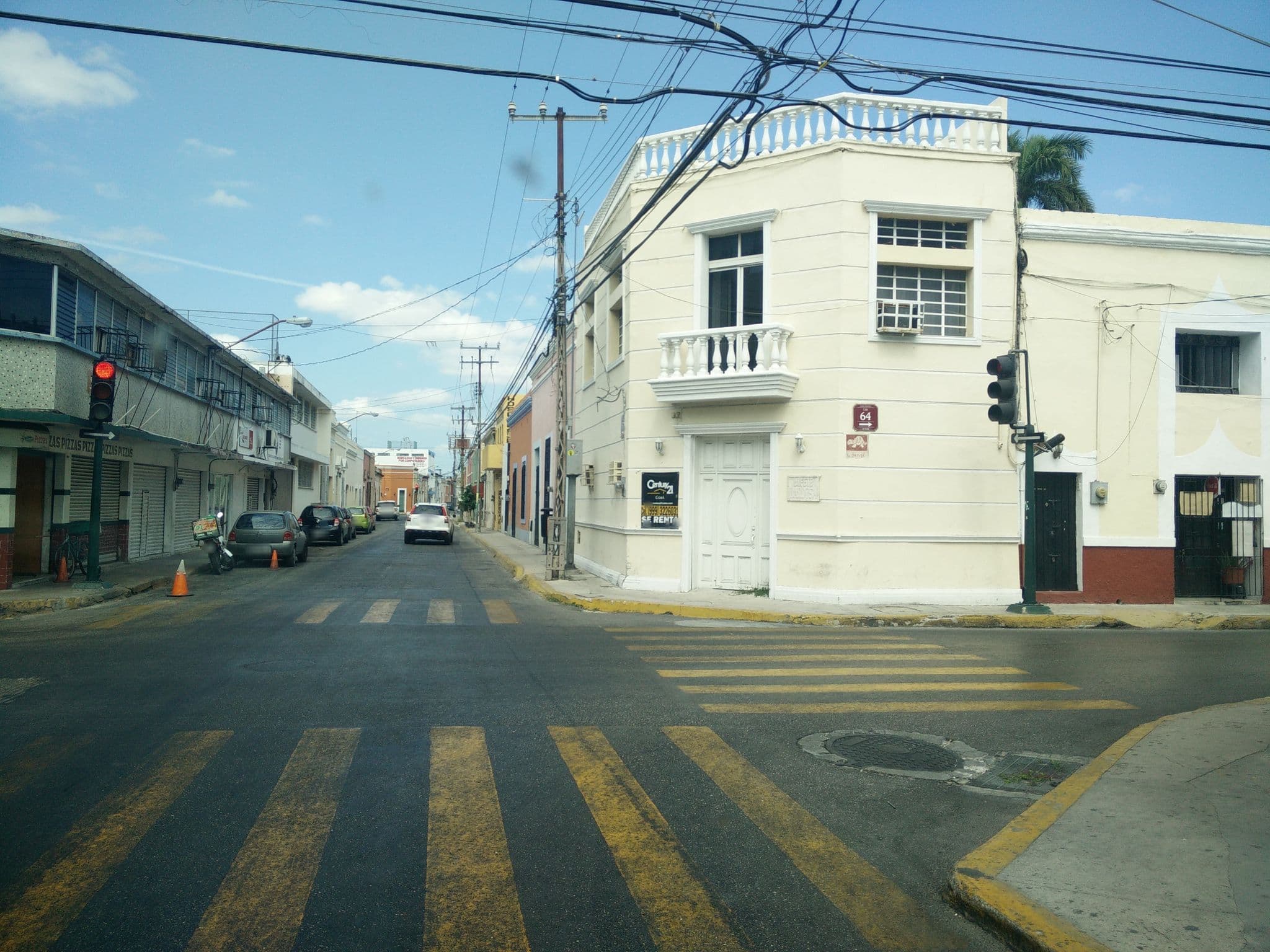 Street view near hotel gama, Mérida — © ccossio (CC BY-SA · Mapillary)