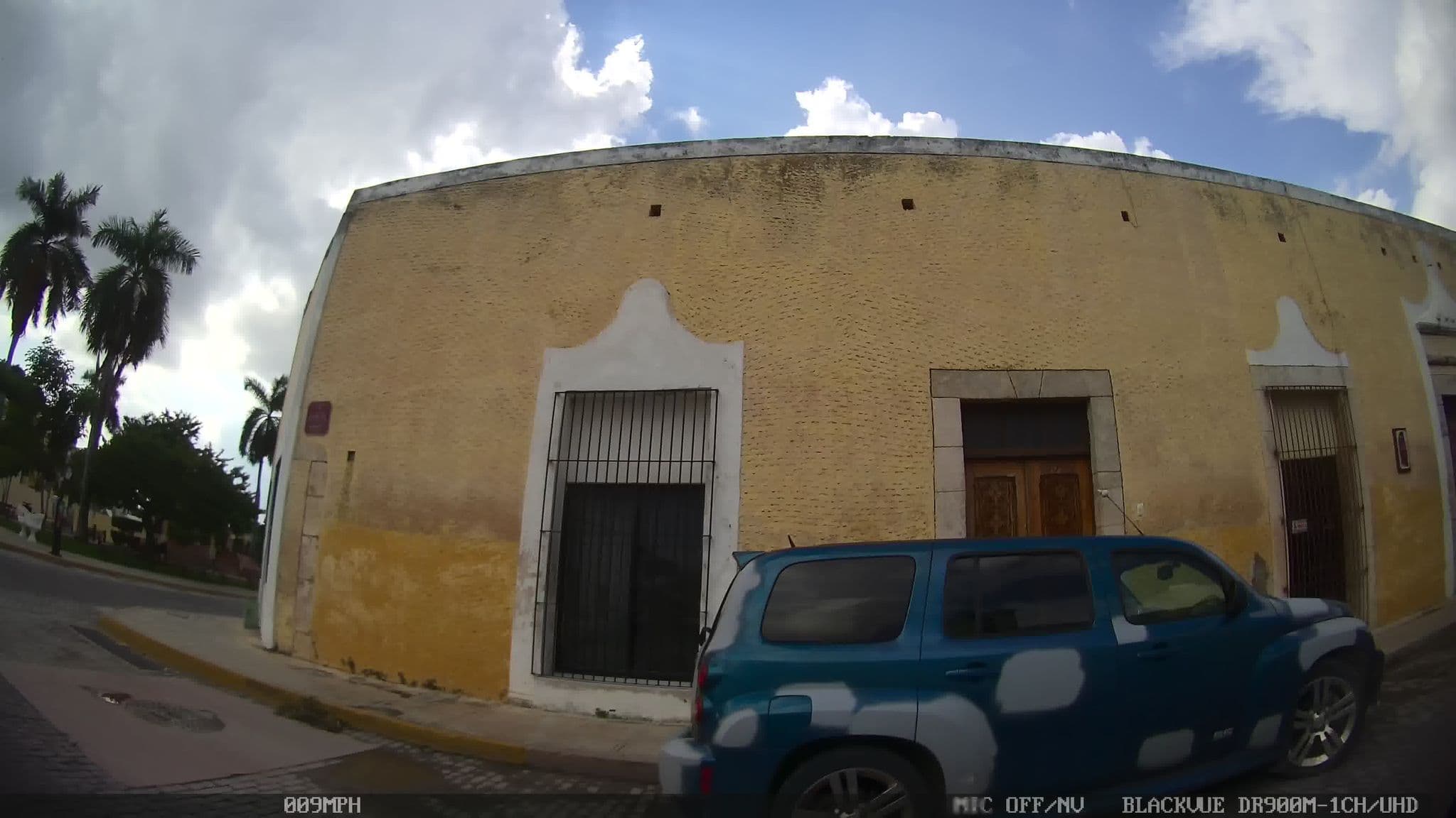 Street view near Barrio Vivo, Mérida — © kaart_2 (CC BY-SA · Mapillary)