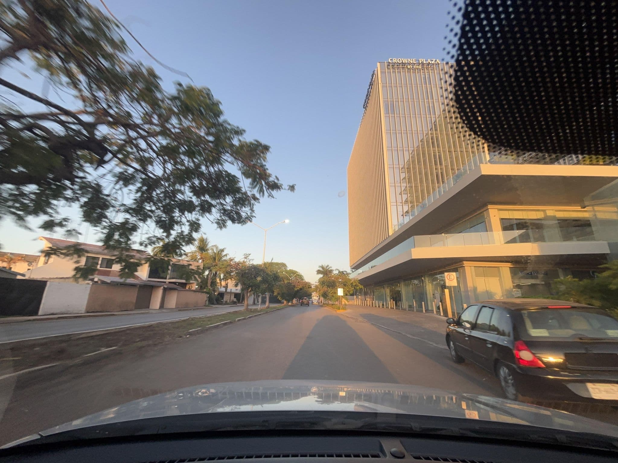 Street view near Ioh Hotel Mid Center, Mérida — © speedracr29 (CC BY-SA · Mapillary)