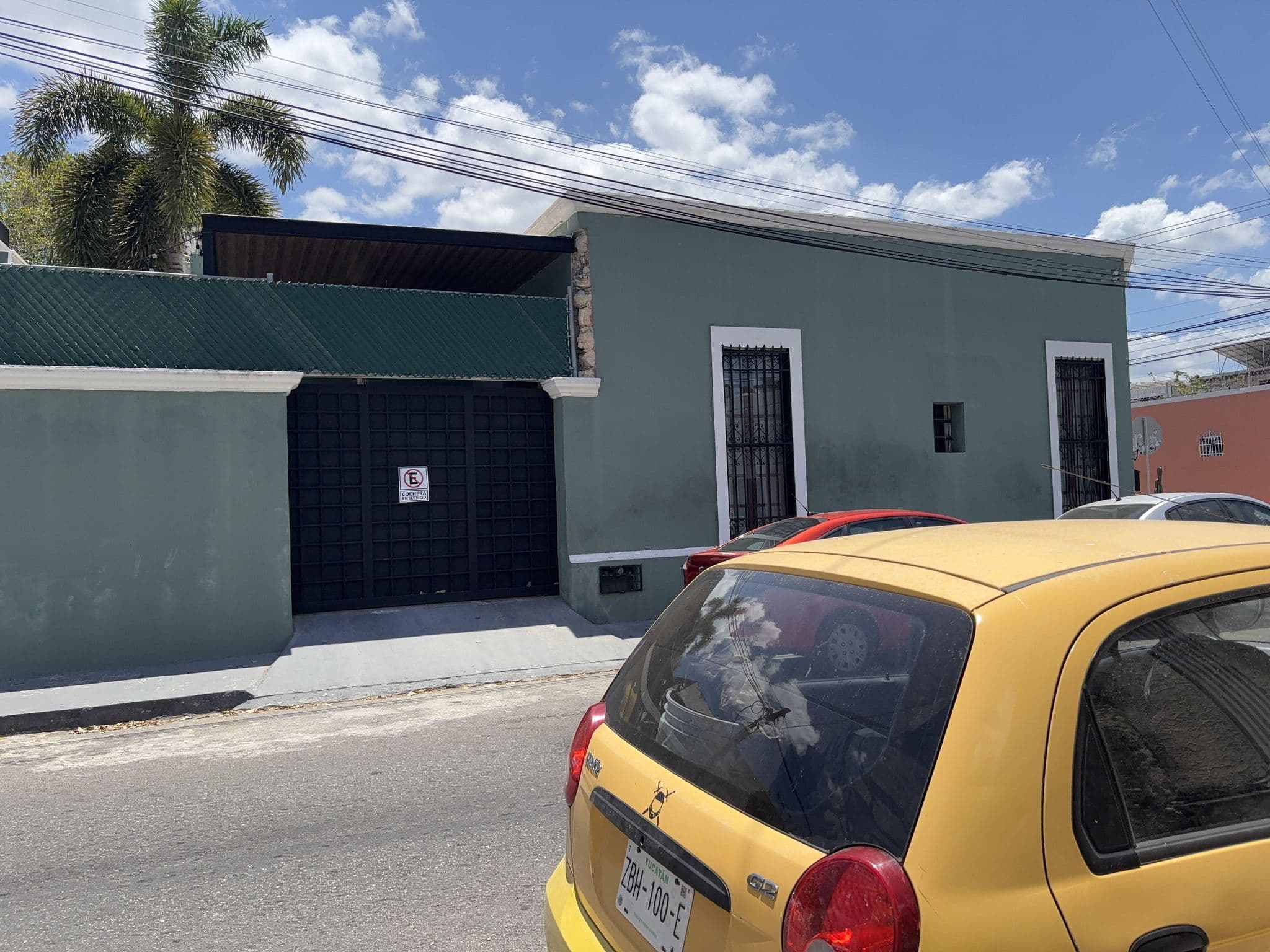 Street view near hospedaje maria de guadalupe, Mérida — © zctpxc5 (CC BY-SA · Mapillary)