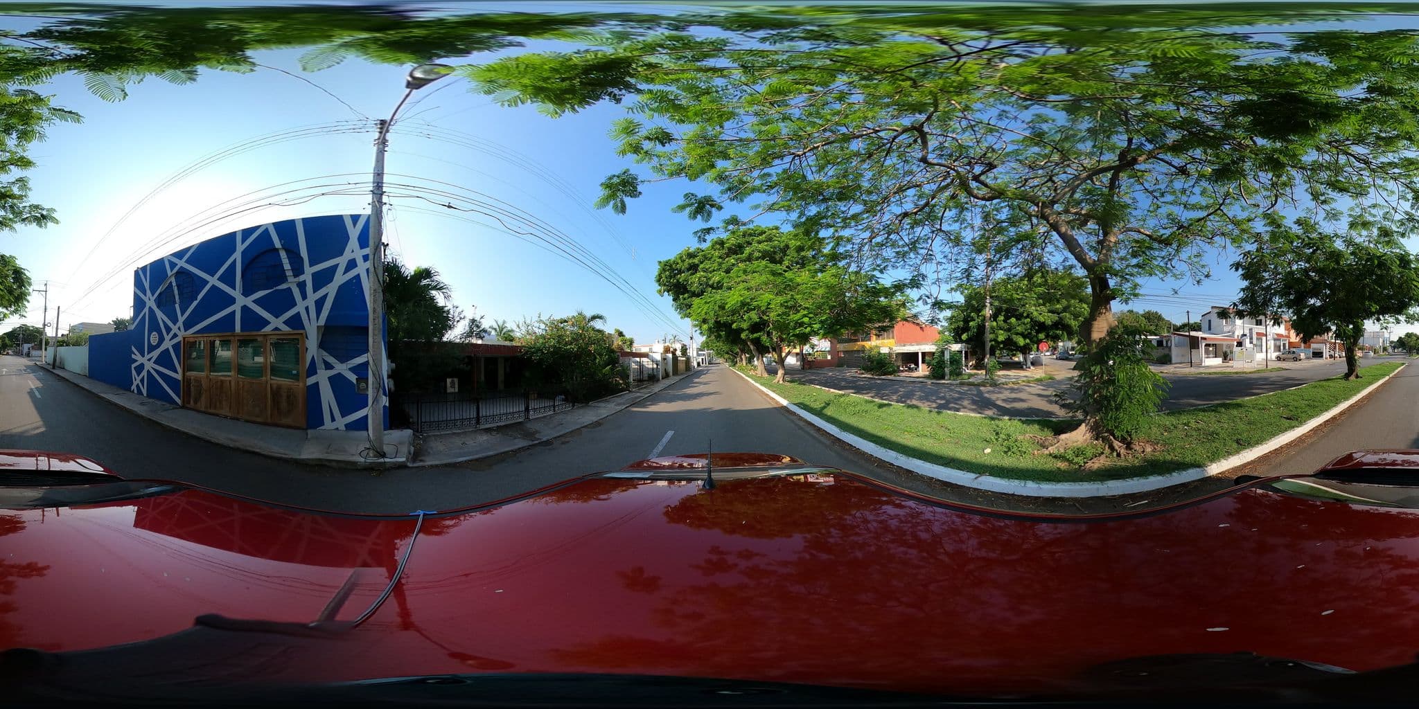 Street view near Llanta Car, Mérida — © innerpace360 (CC BY-SA · Mapillary)