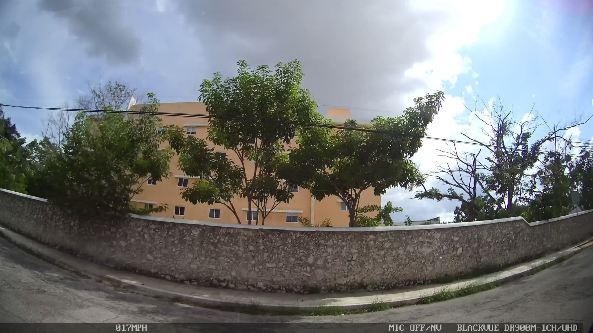 Street view near Hotel ZAR, Mérida — © kaart_2 (CC BY-SA · Mapillary)