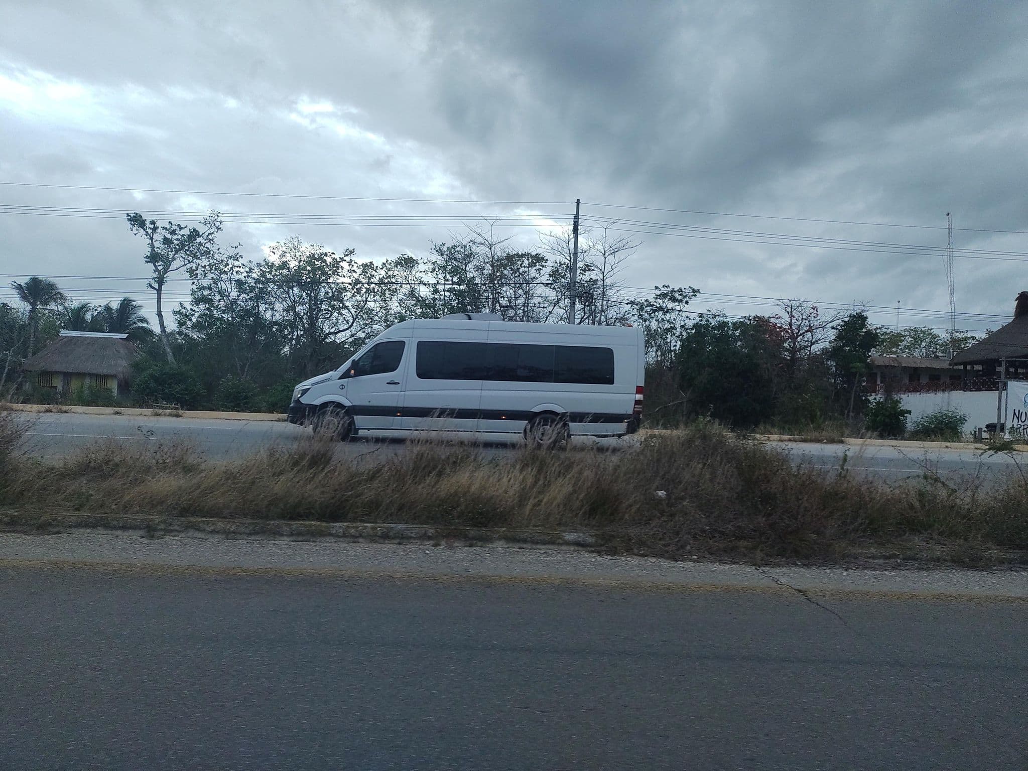 Street view near Hacienda Dos Ojos, Ciudad Chemuyil — © mapeadora (CC BY-SA · Mapillary)