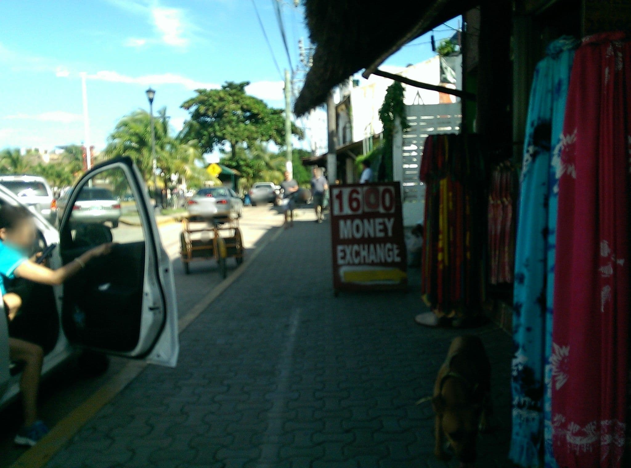 Street view near Hostal Hikuri, Tulum — © mapeadora (CC BY-SA · Mapillary)