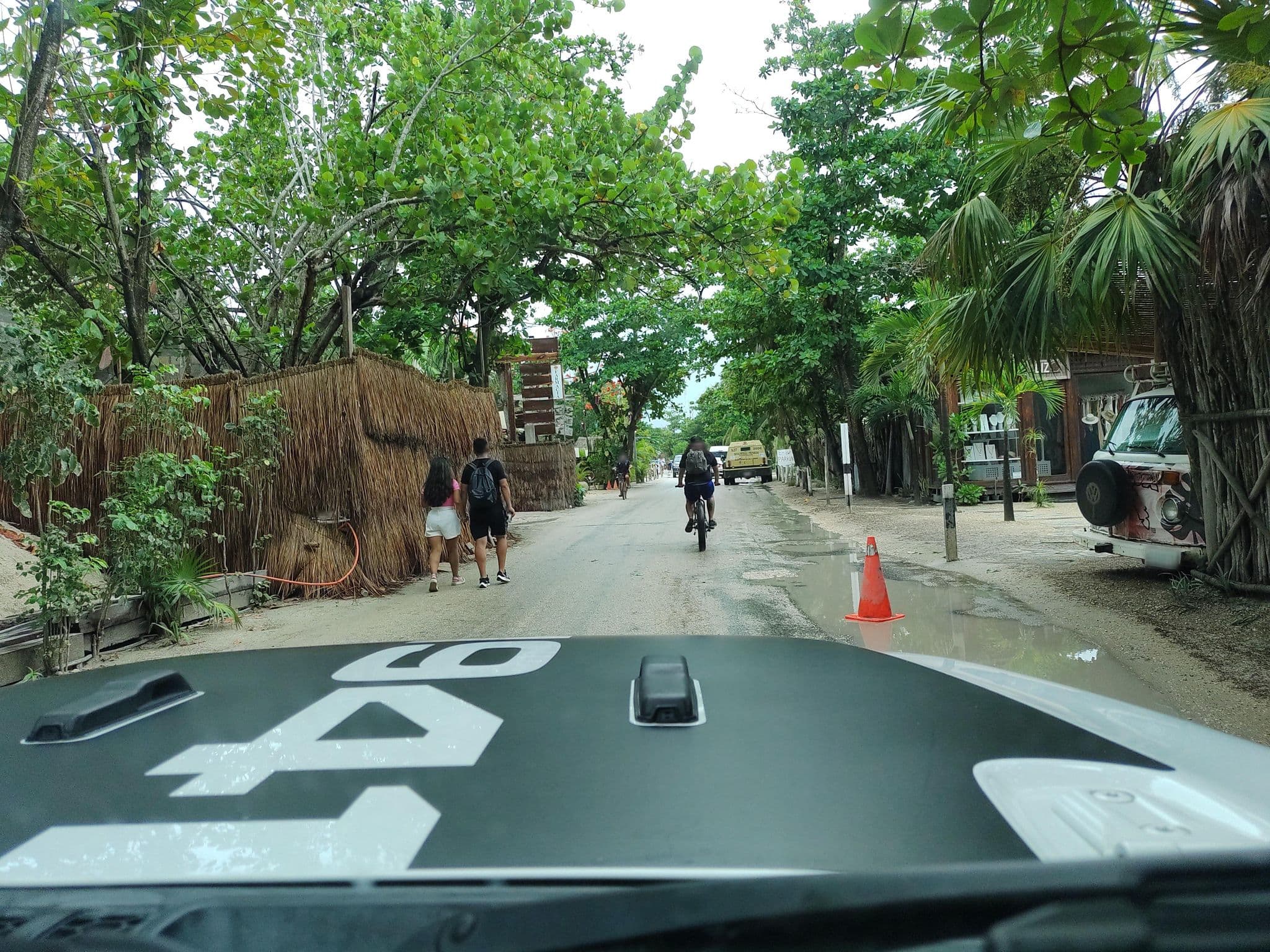 Street view near The Beach Tulum Hotel, Tulum — © mapeadora (CC BY-SA · Mapillary)