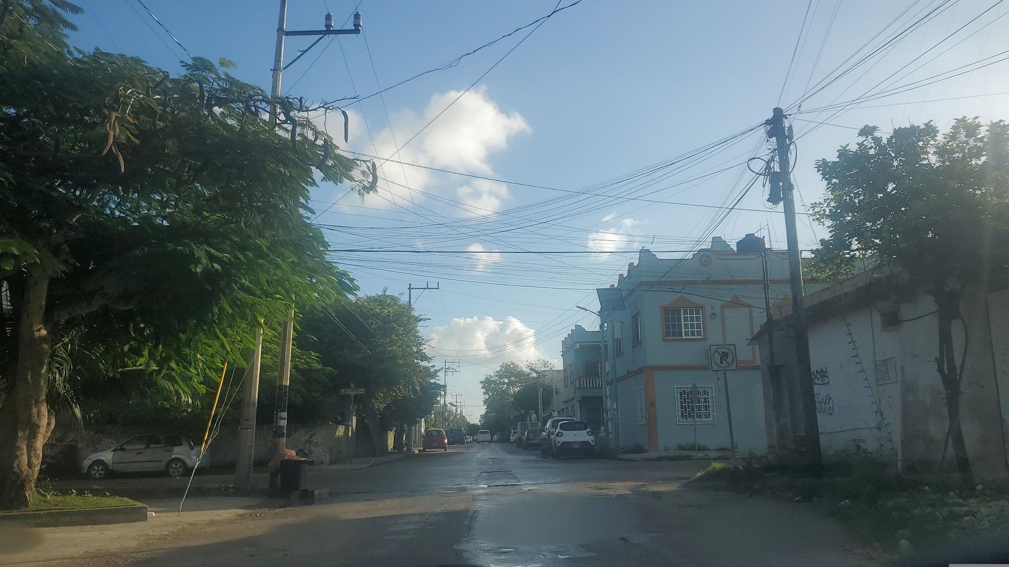 Street view near Dream Diving Resort, Tulum — © mapillaryuserid (CC BY-SA · Mapillary)