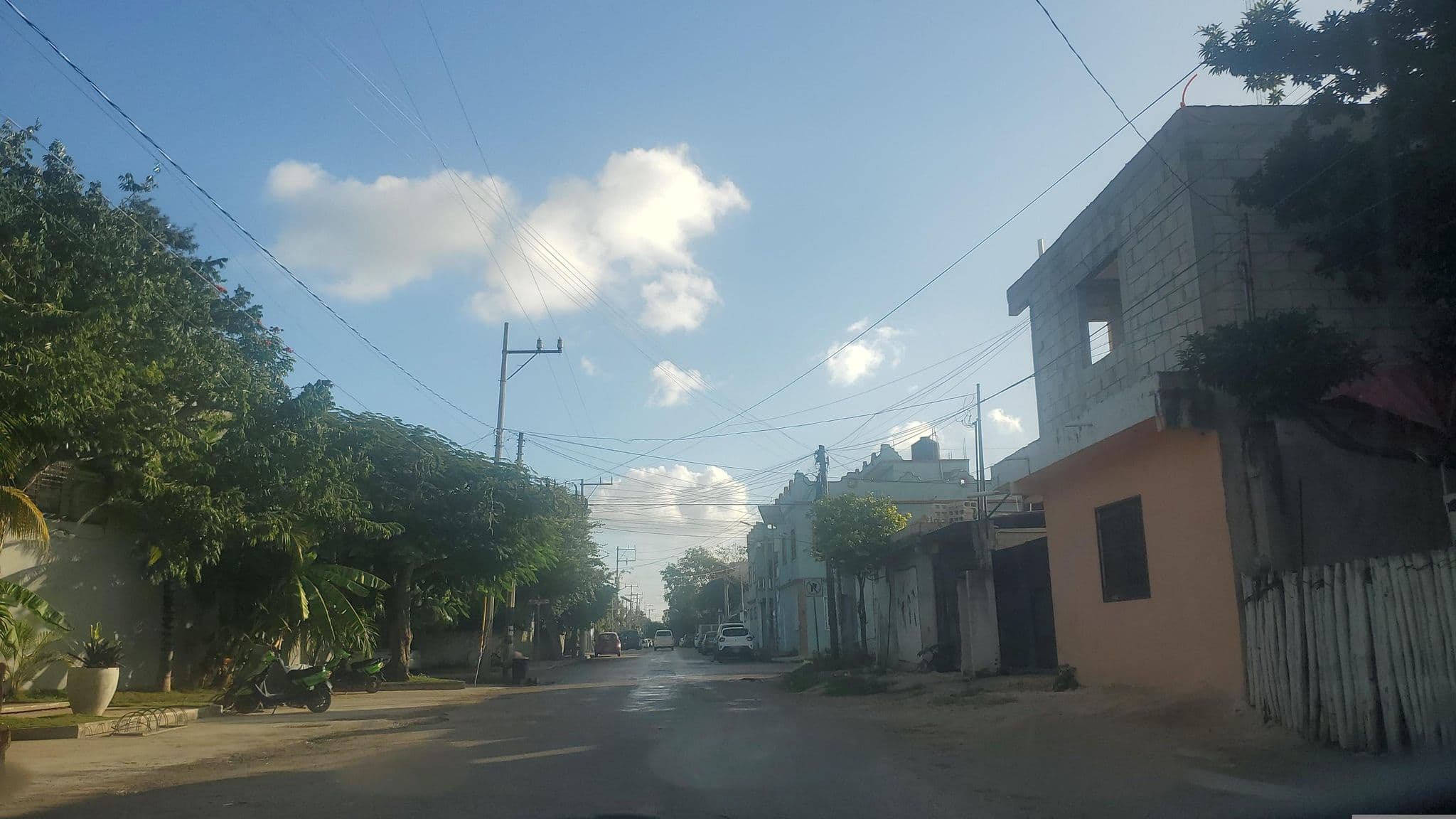 Street view near Arichè Tulum Hotel & Hostel, Tulum — © mapillaryuserid (CC BY-SA · Mapillary)
