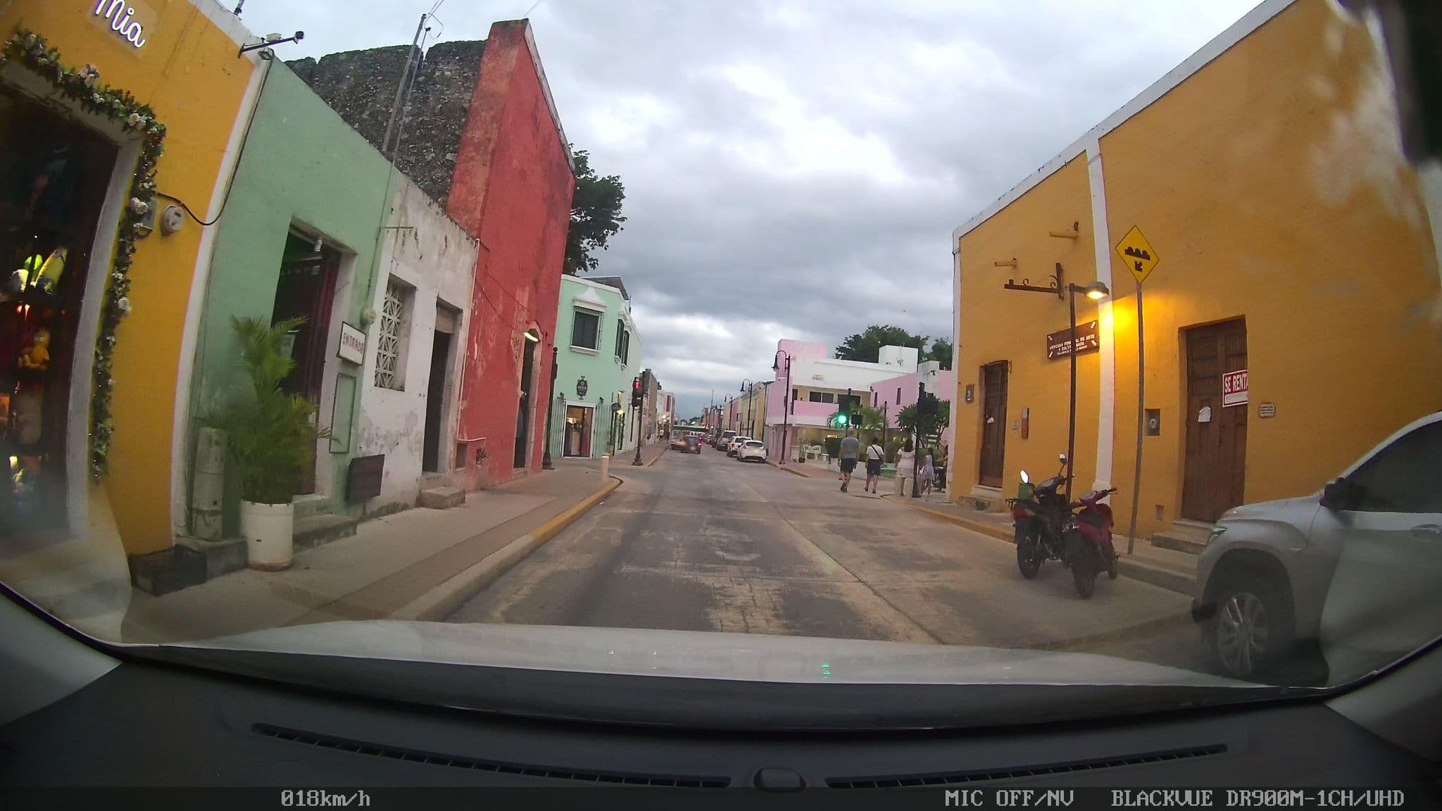 Street view near Mesones de Valladolid, Valladolid — © asturksever (CC BY-SA · Mapillary)