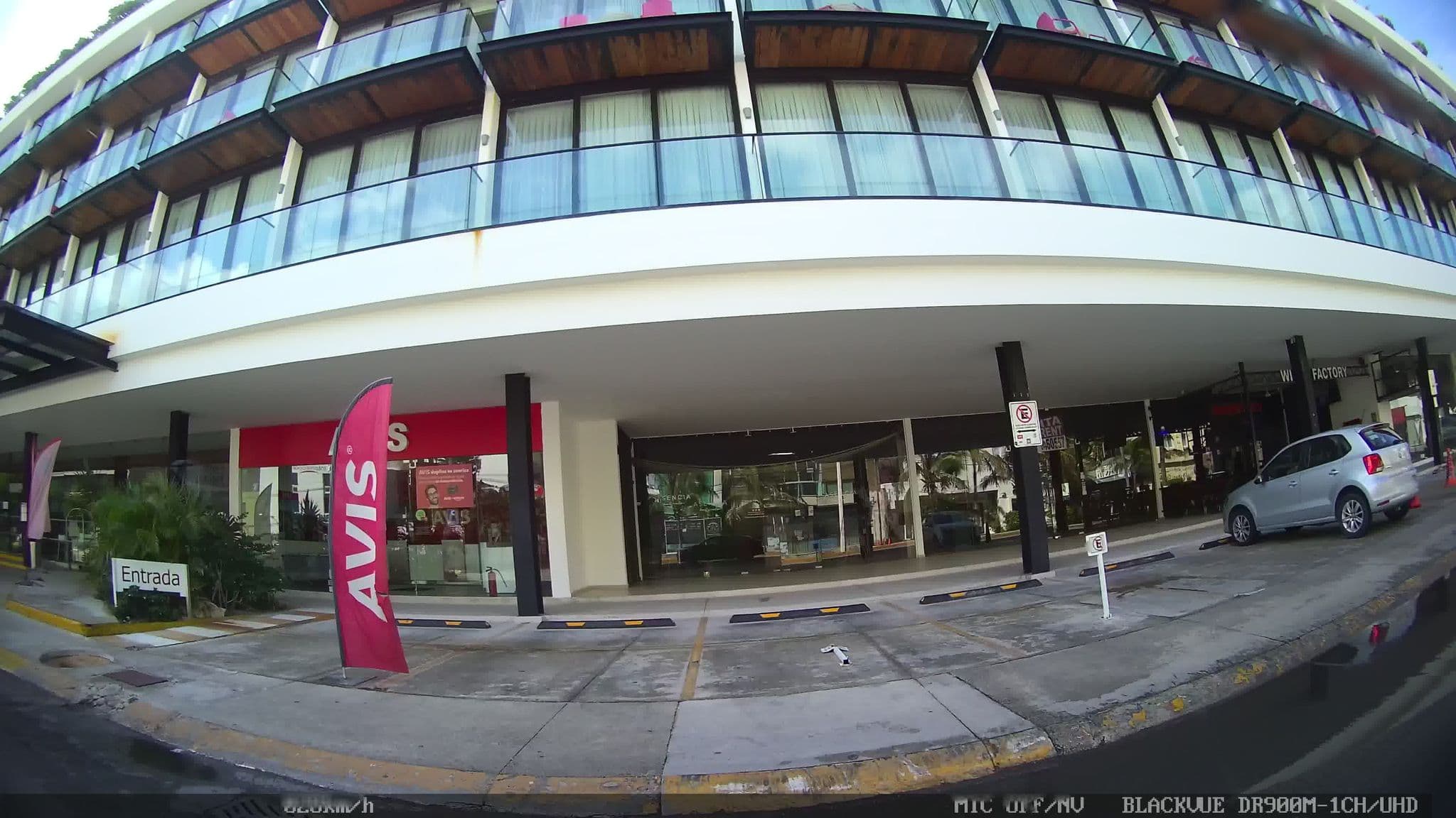 Street view near Fiesta Inn Playa del Carmen, Playa del Carmen — © kaart_2 (CC BY-SA · Mapillary)