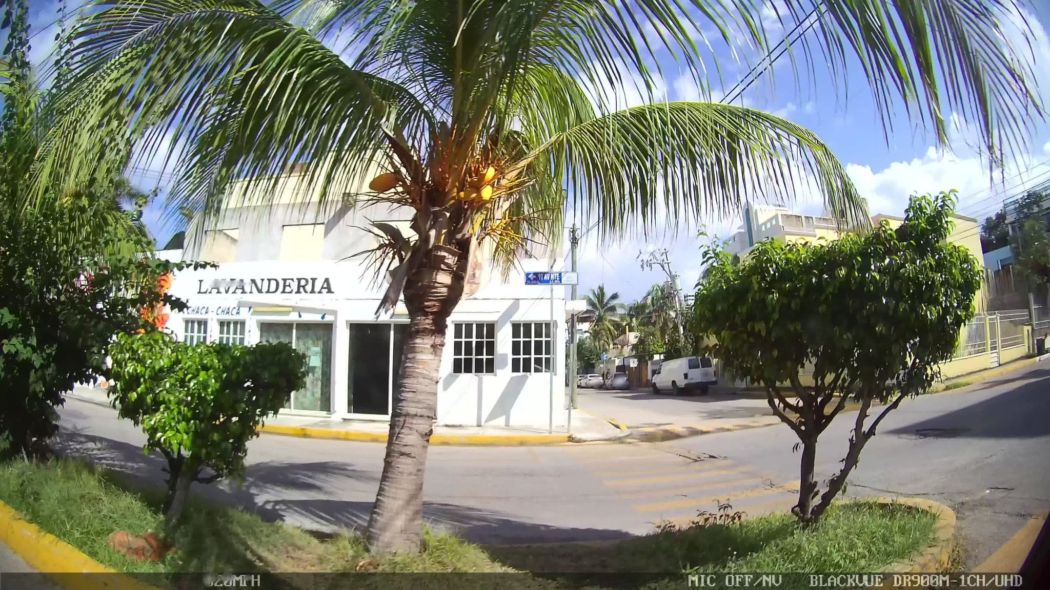 Street view near Hostel Wonderous World, Playa del Carmen — © kaart_2 (CC BY-SA · Mapillary)