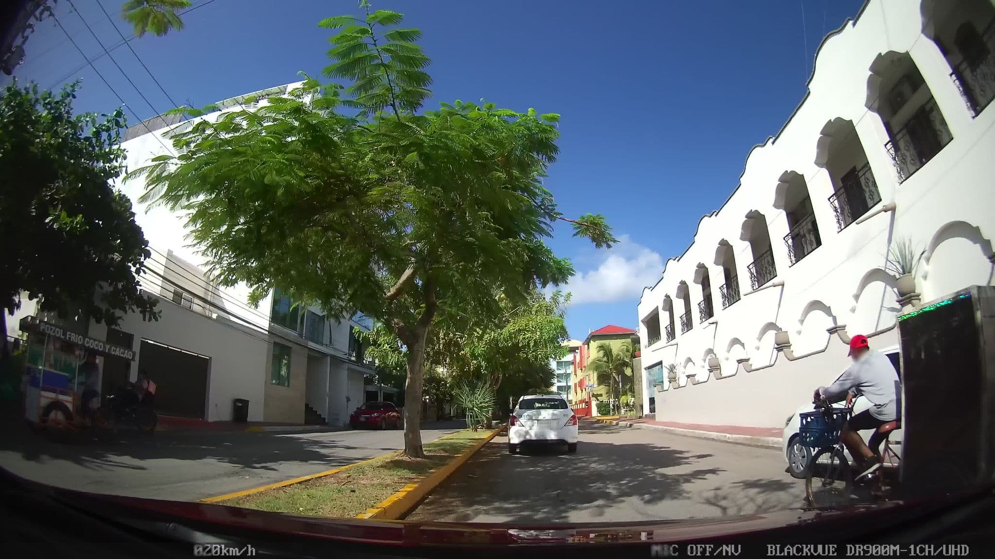 Street view near Hacienda Paradise Hotel Boutique, Playa del Carmen — © kaart_2 (CC BY-SA · Mapillary)