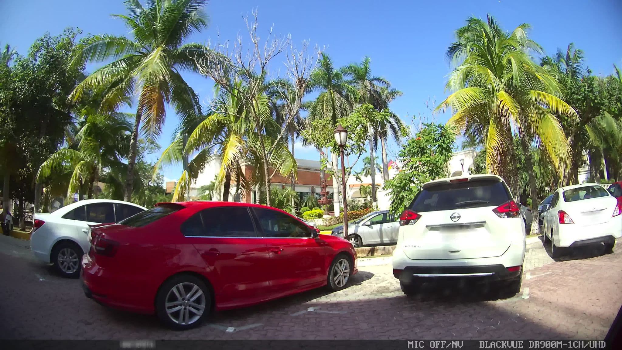 Street view near Zumfluss S en C, Playa del Carmen — © kaart_2 (CC BY-SA · Mapillary)