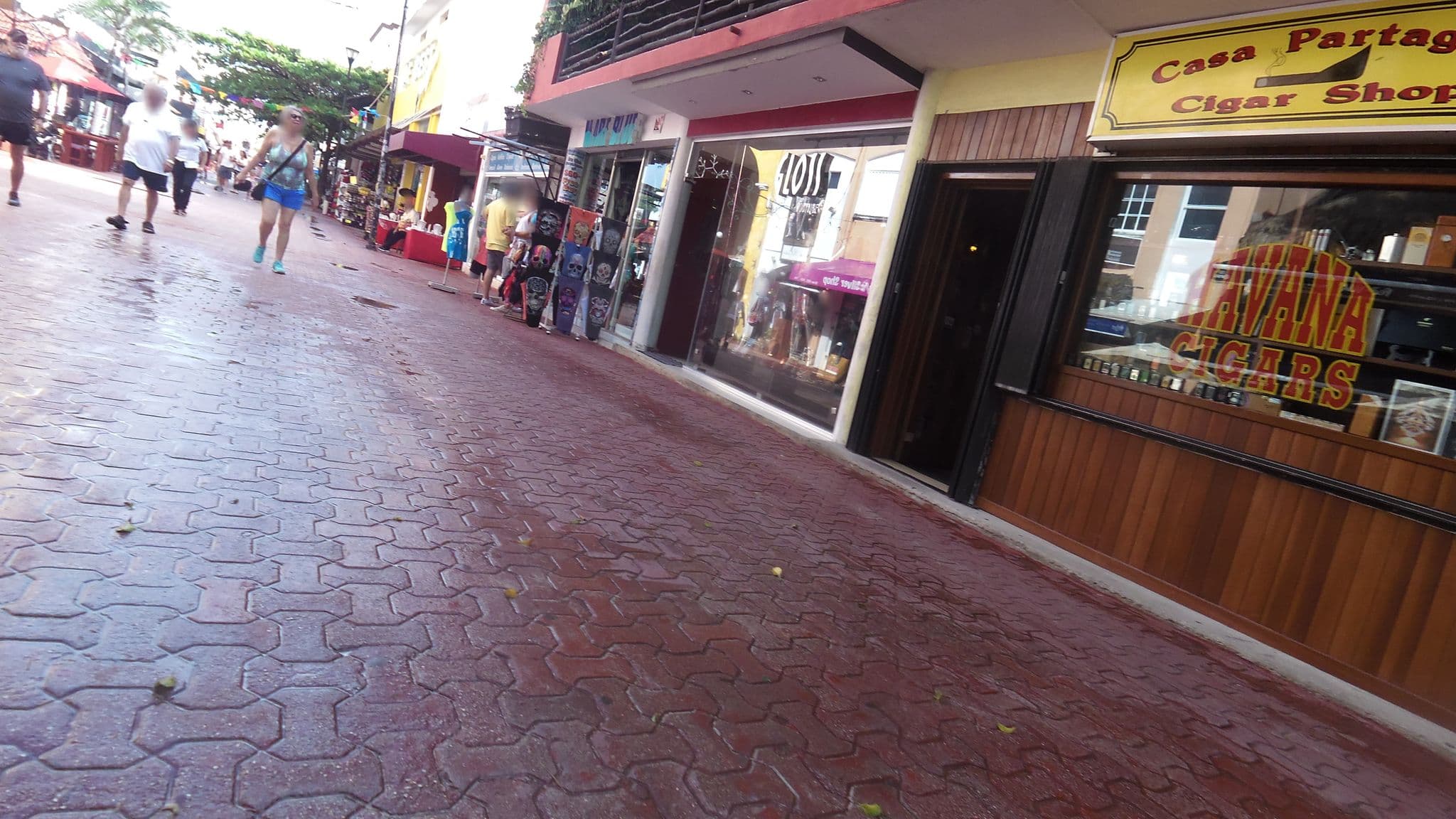 Street view near Selina, Playa del Carmen — © rps333 (CC BY-SA · Mapillary)