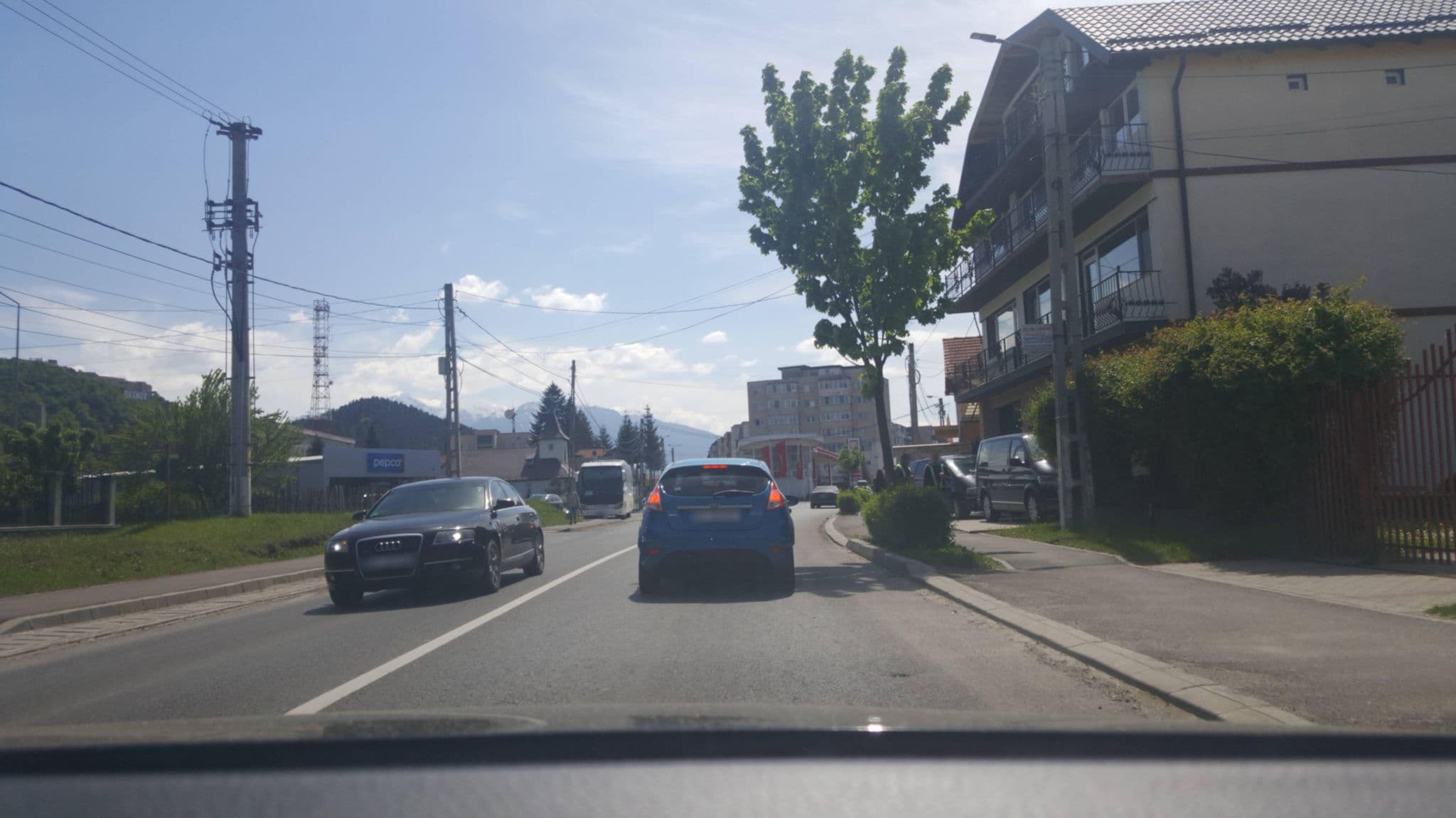 Street view near Pensiunea Belvedere, Cristian — © puky (CC BY-SA · Mapillary)