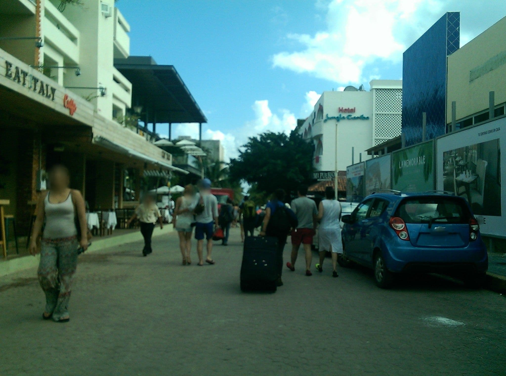 Street view near Hotel Jungle Caribean, Playa del Carmen — © mapeadora (CC BY-SA · Mapillary)