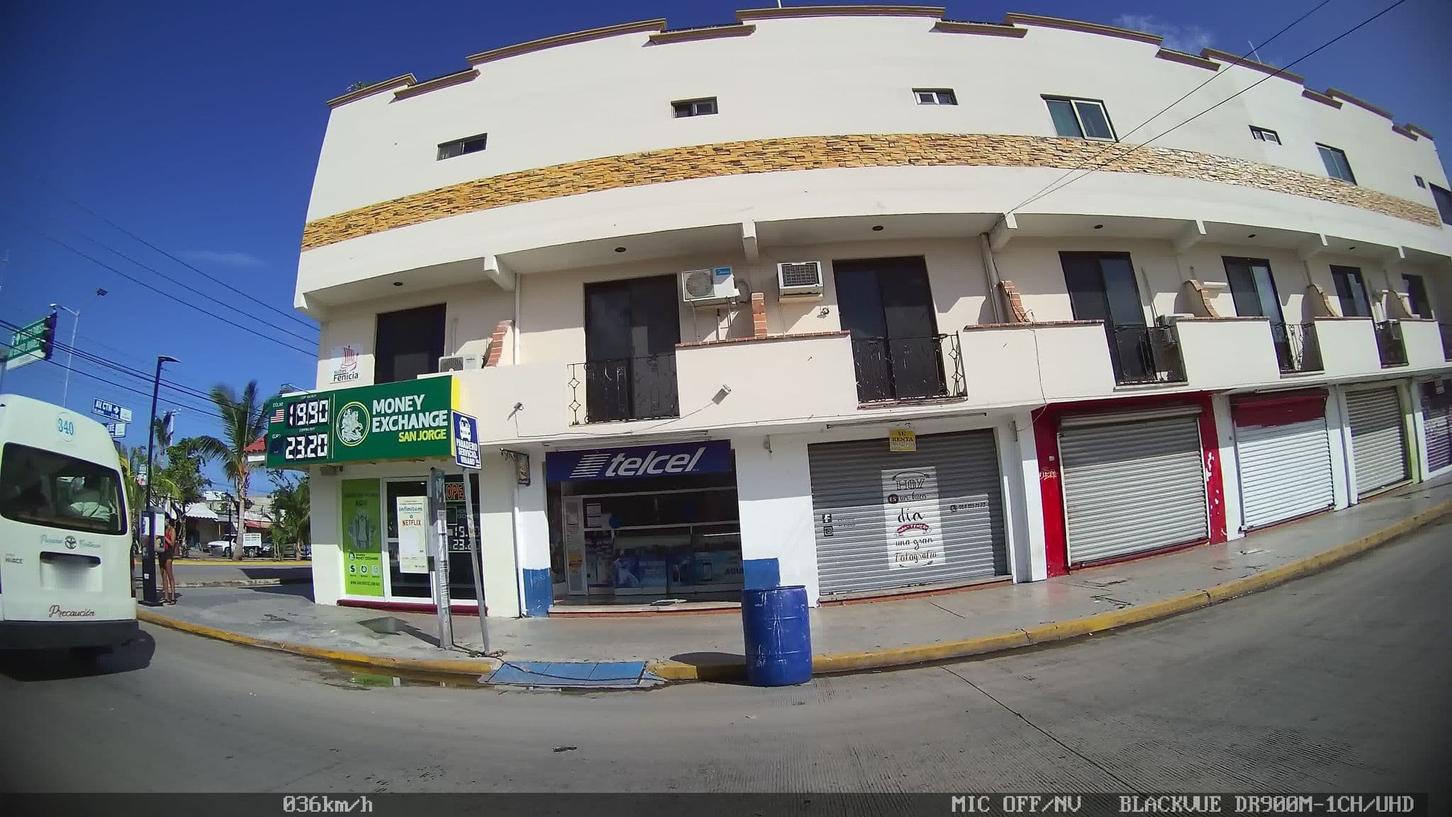 Street view near Suites Fenicia, Playa del Carmen — © kaart_2 (CC BY-SA · Mapillary)