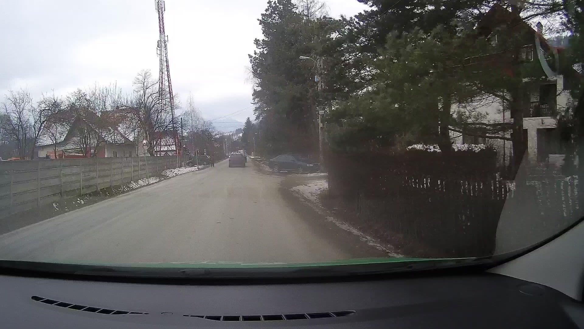 Street view near Relax, Bran — © tavi (CC BY-SA · Mapillary)