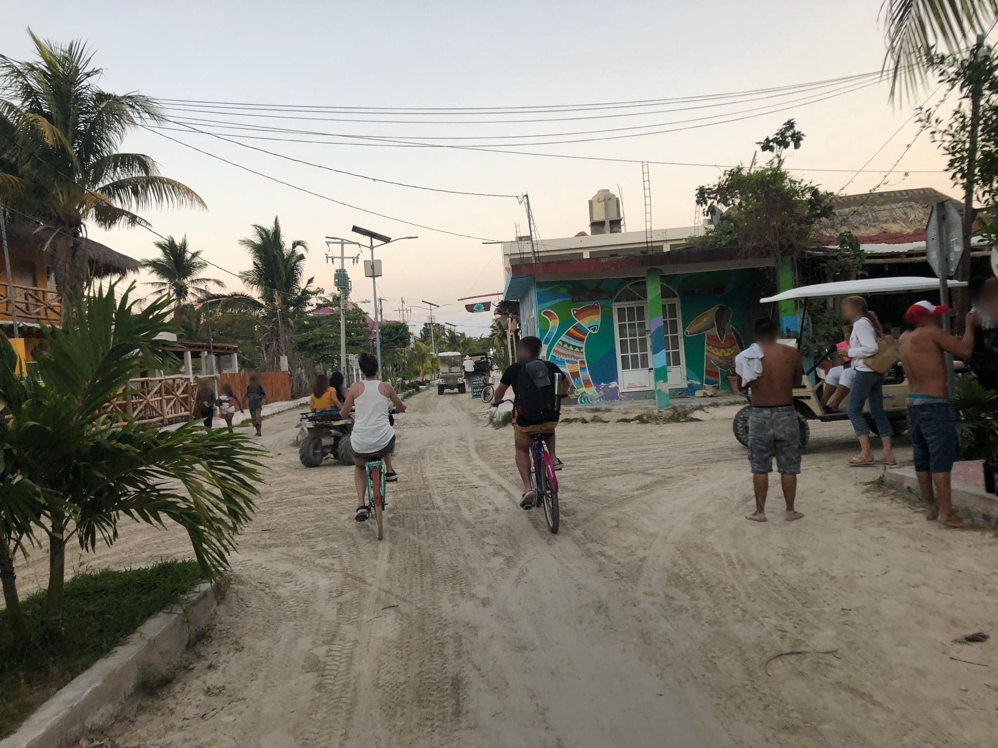 Street view near Hostel Bucaneros Plaza, Isla Holbox — © yellowracer (CC BY-SA · Mapillary)