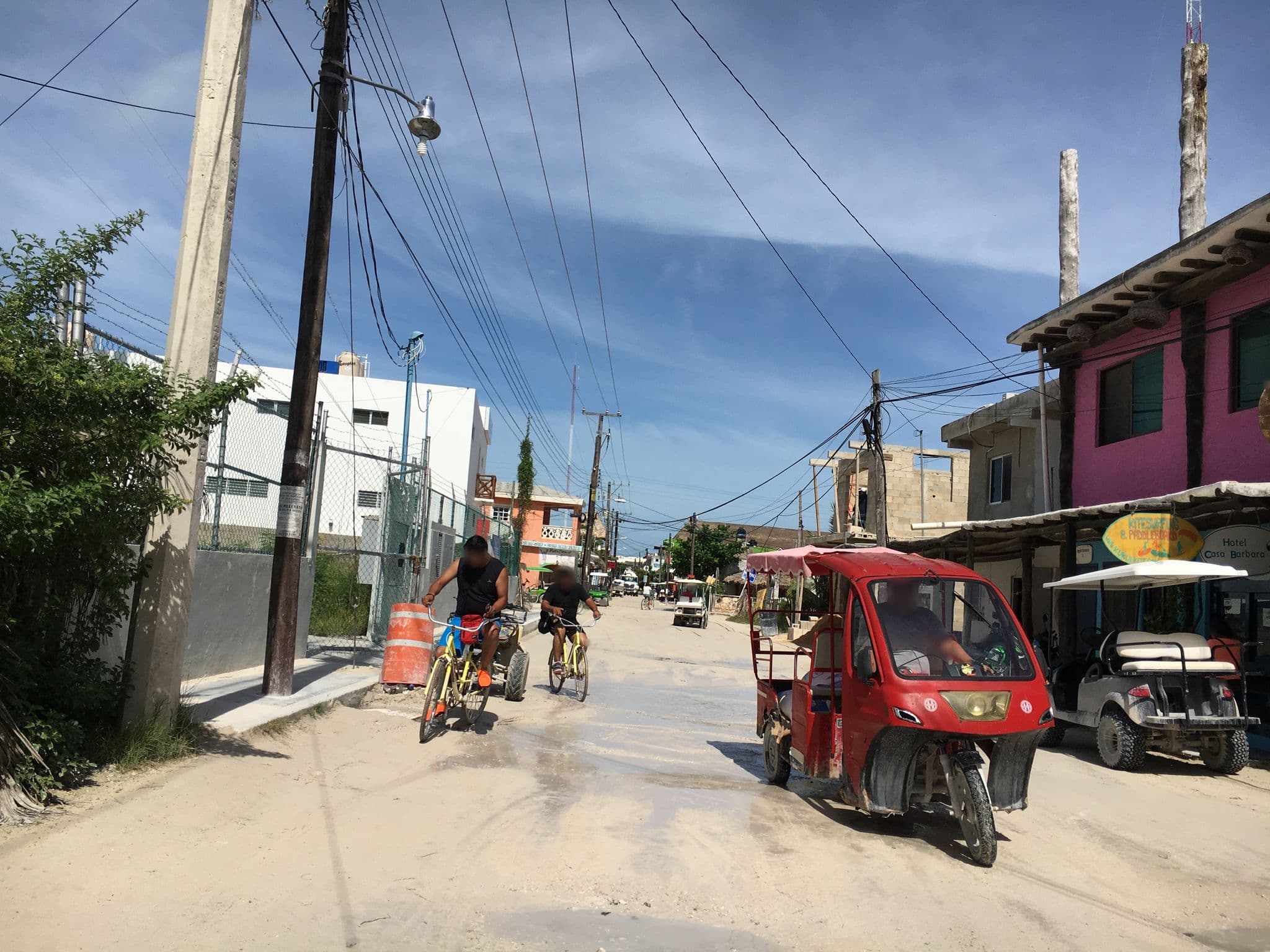 Street view near Cabañas Coconut, Isla Holbox — © z0rg (CC BY-SA · Mapillary)