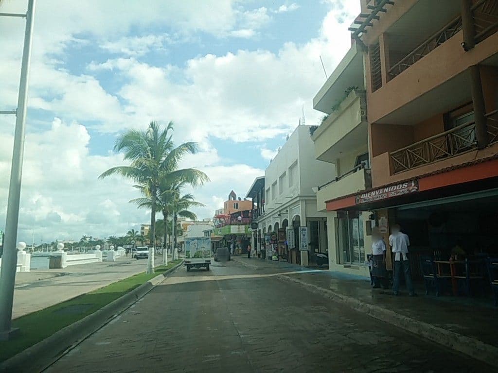 Street view near Vista Del Mar, Cozumel — © ccossio (CC BY-SA · Mapillary)