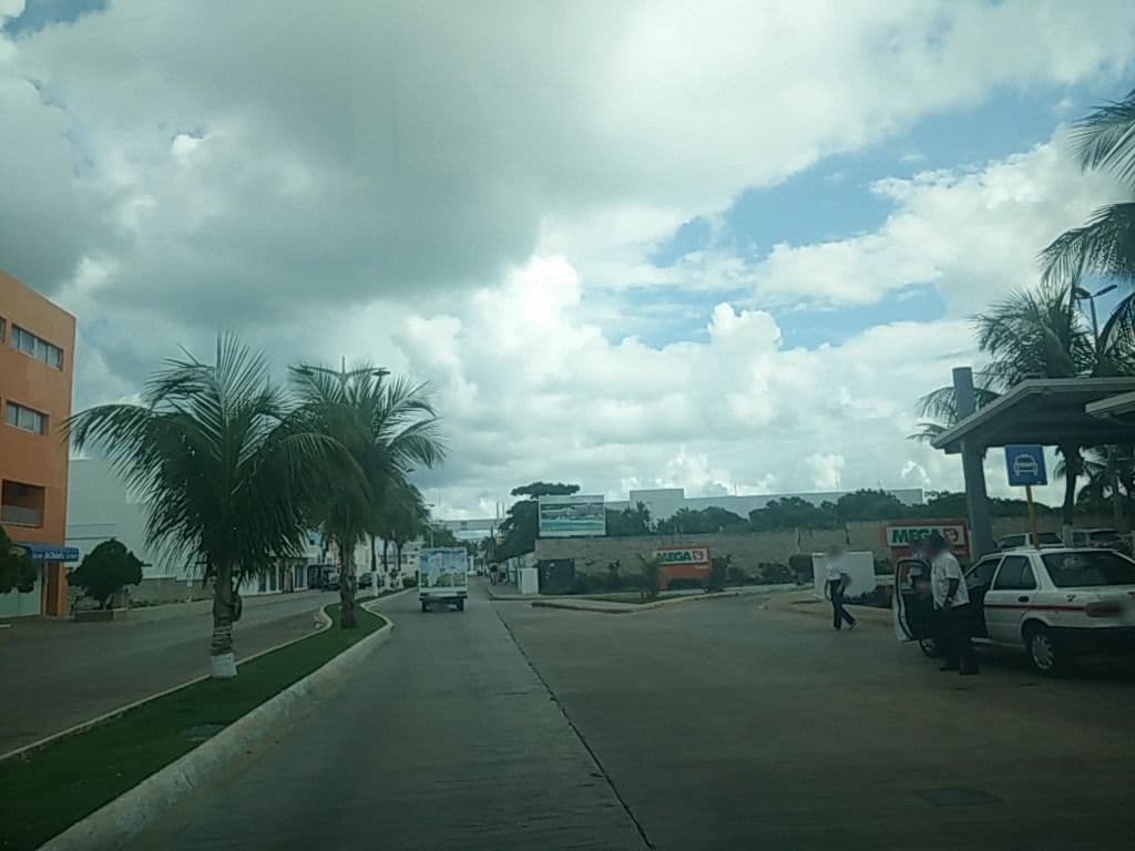 Street view near Barracuda Hotel Cozumel, Cozumel — © ccossio (CC BY-SA · Mapillary)