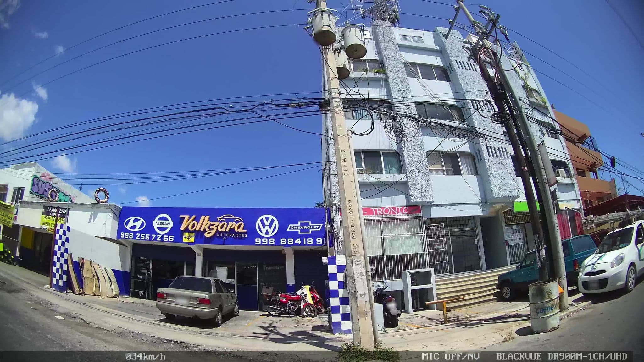 Street view near Airbnb Soriana, Cancún — © kaart_2 (CC BY-SA · Mapillary)