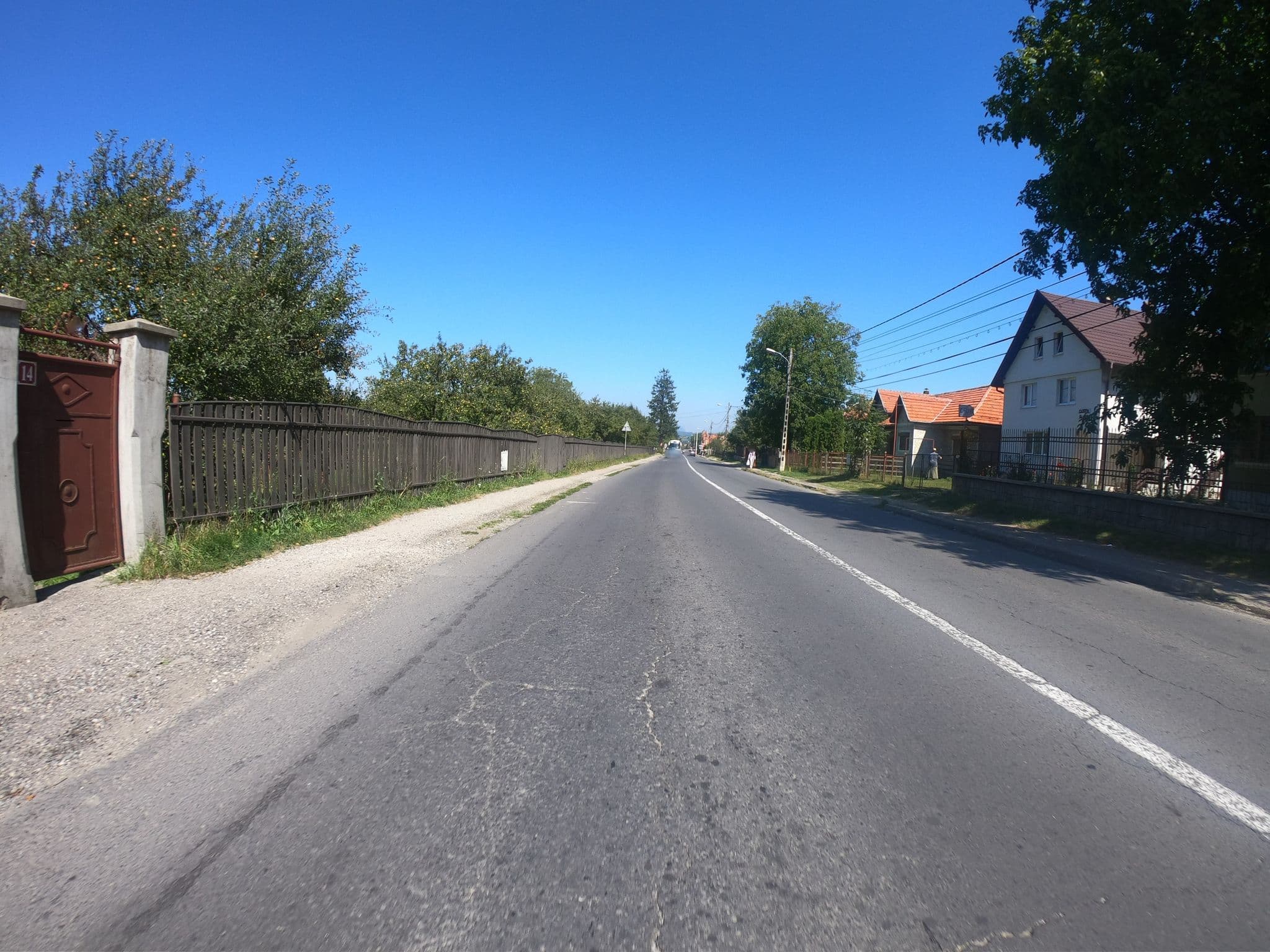 Street view near Căsuța Aldea, Bran — © eneerhut (CC BY-SA · Mapillary)