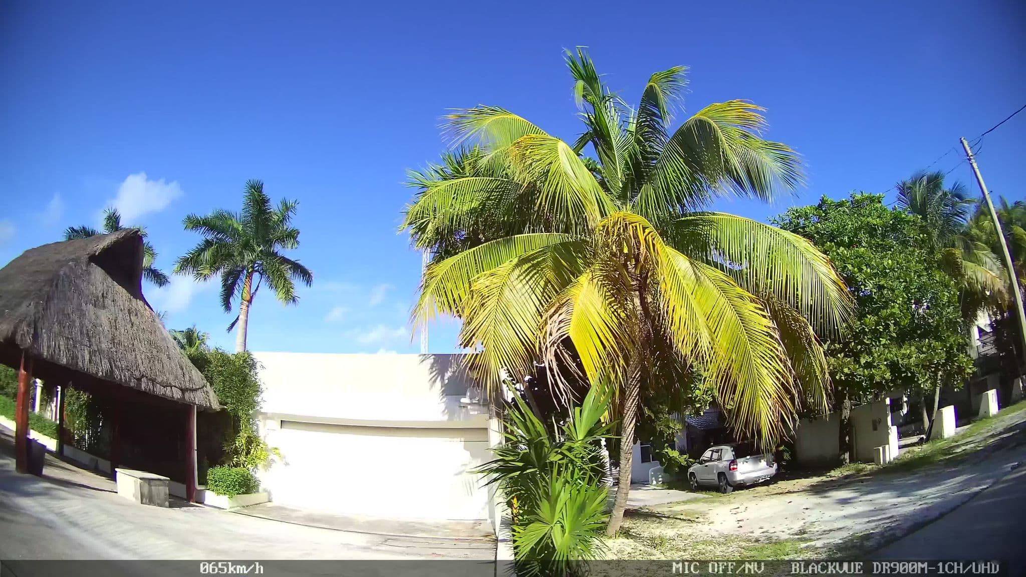 Street view near Mayumba Private Village, Zona Urbana Ejido Isla Mujeres — © kaart_2 (CC BY-SA · Mapillary)