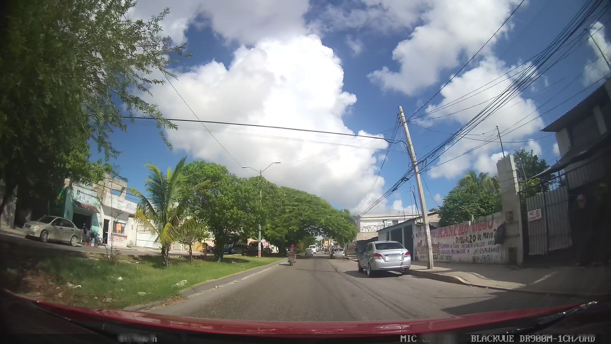Street view near De Todo Muebles, Cancún — © kaart_2 (CC BY-SA · Mapillary)