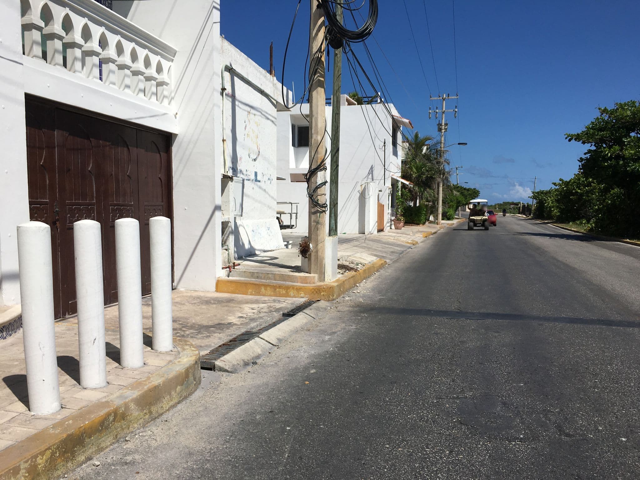 Street view near Casa Alkimia, Isla Mujeres — © ccossio (CC BY-SA · Mapillary)