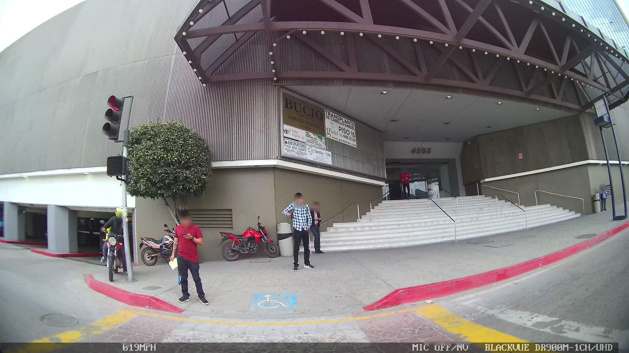 Street view near Real Inn de Tijuana, Tijuana — © kaart_2 (CC BY-SA · Mapillary)