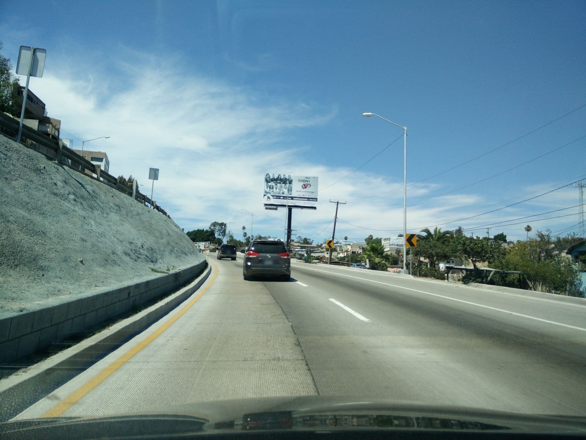 Street view near Hotel Aeropuerto, Tijuana — © ccossio (CC BY-SA · Mapillary)