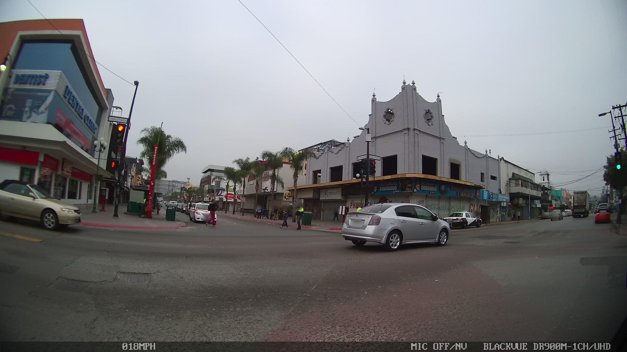 Street view near One Bunk Tijuana, Tijuana — © kaart_2 (CC BY-SA · Mapillary)