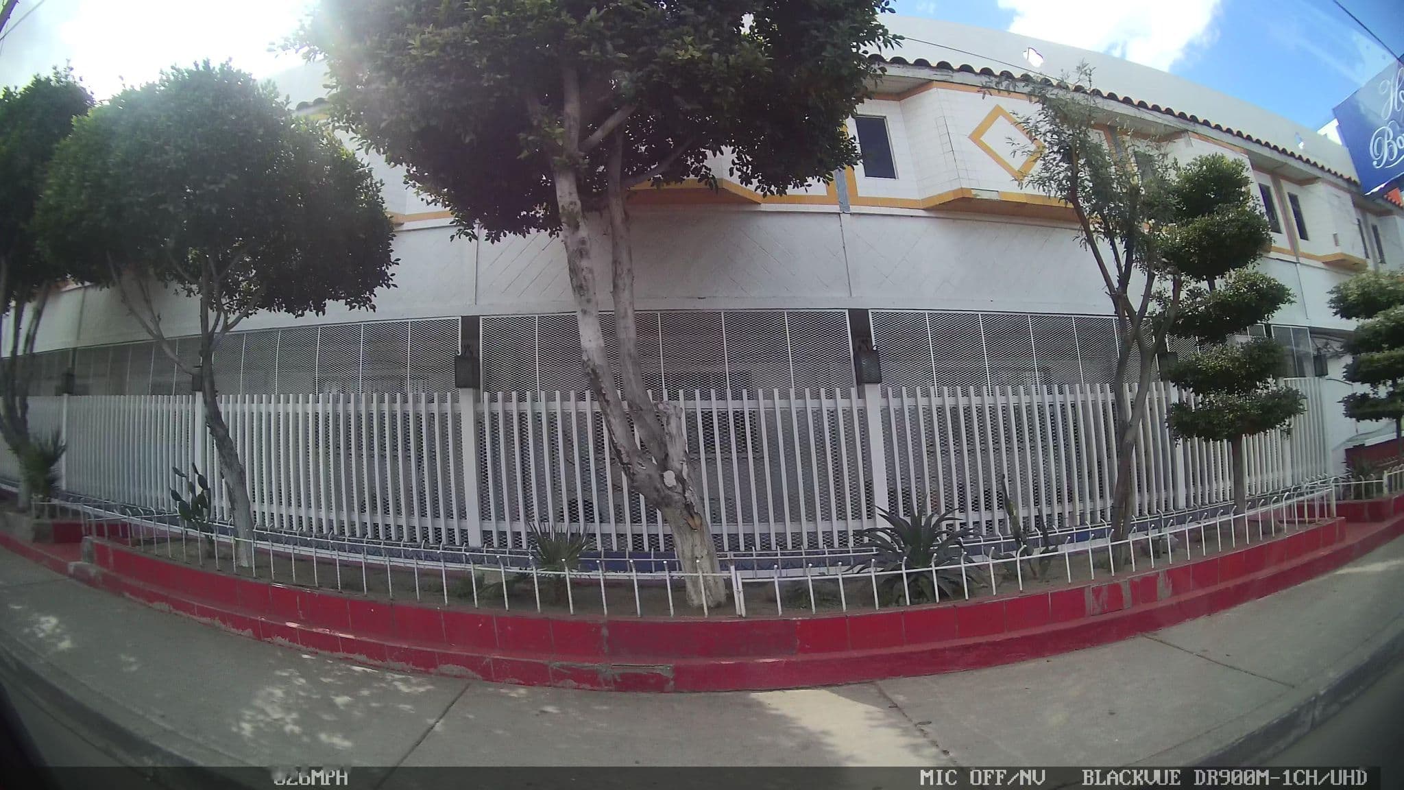 Street view near Hotel Boulevard, Mexicali — © kaart_3 (CC BY-SA · Mapillary)