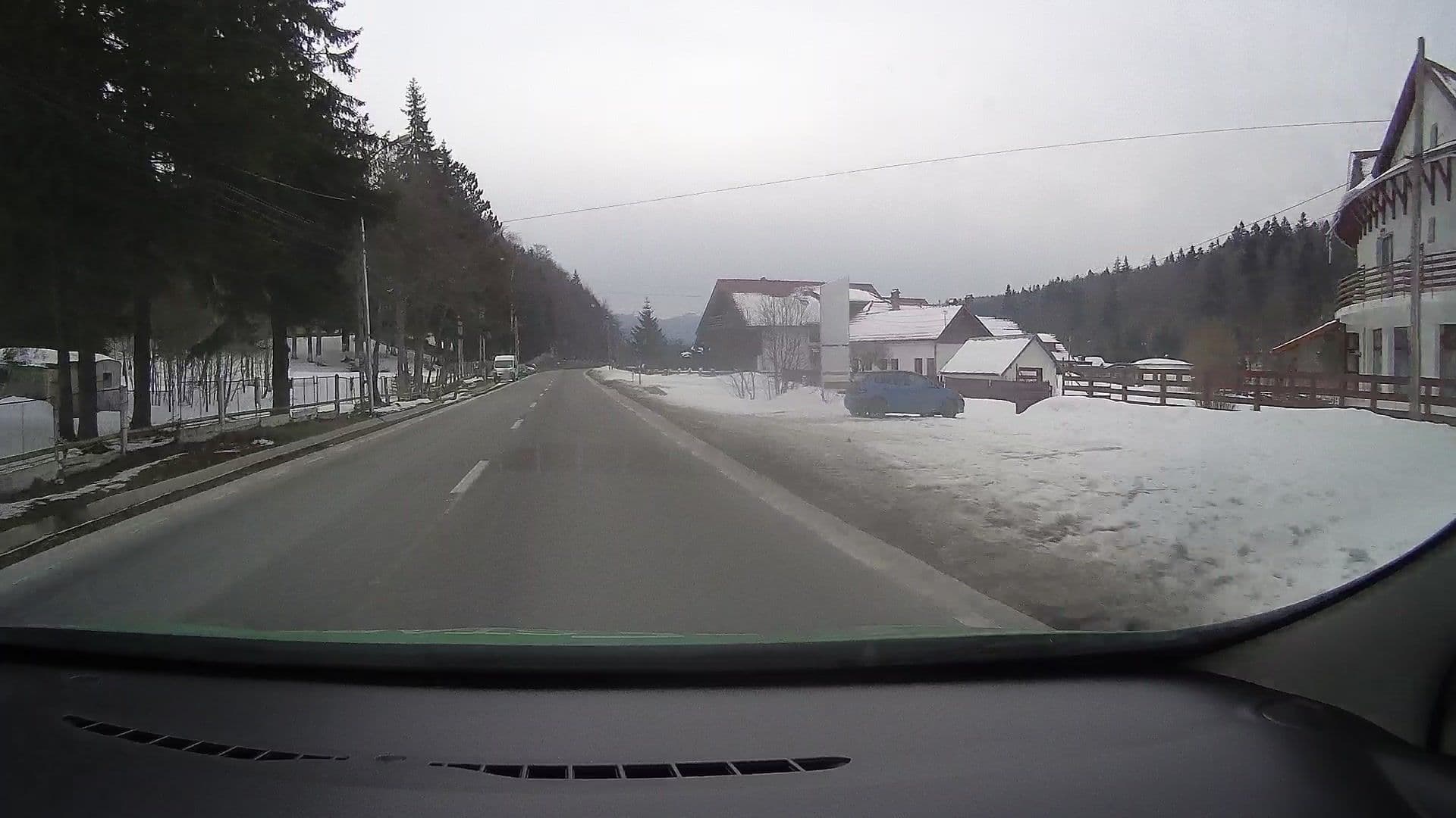 Street view near Pensiunea La Rotonde, Predeal