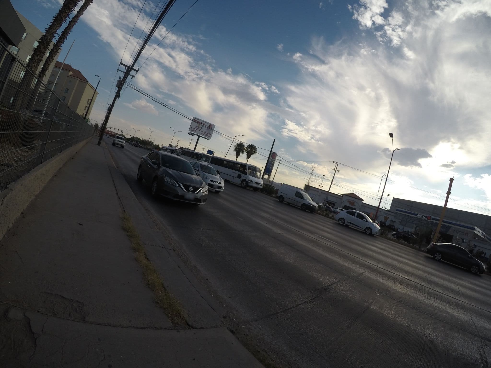 Street view near Hotel Casa Grande Cd. Juarez, Ciudad Juárez — © dsrtsndnts (CC BY-SA · Mapillary)