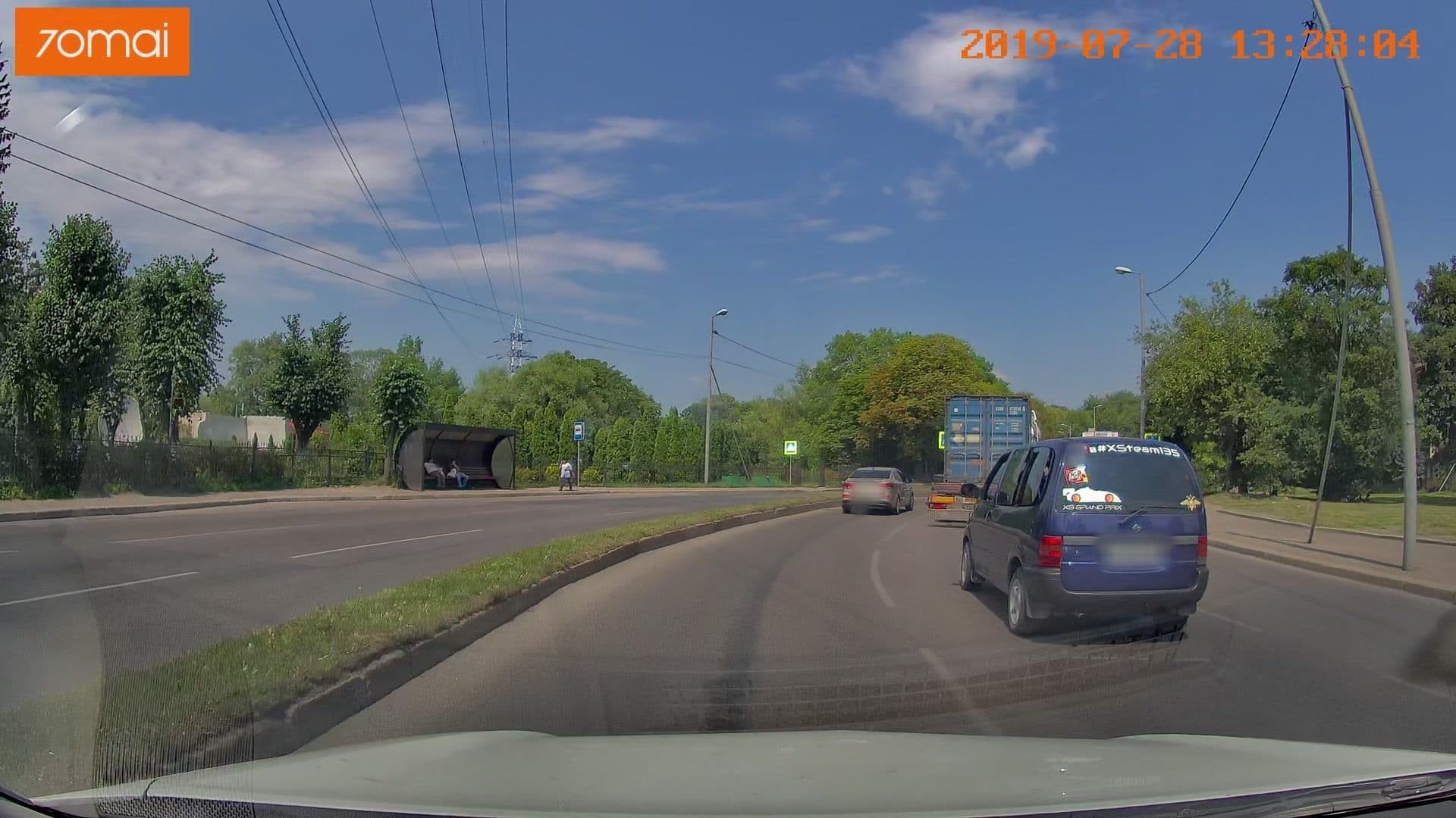 Street view near Апартаменты на Баграмаяна 36, Kaliningrad — © fatty_by (CC BY-SA · Mapillary)